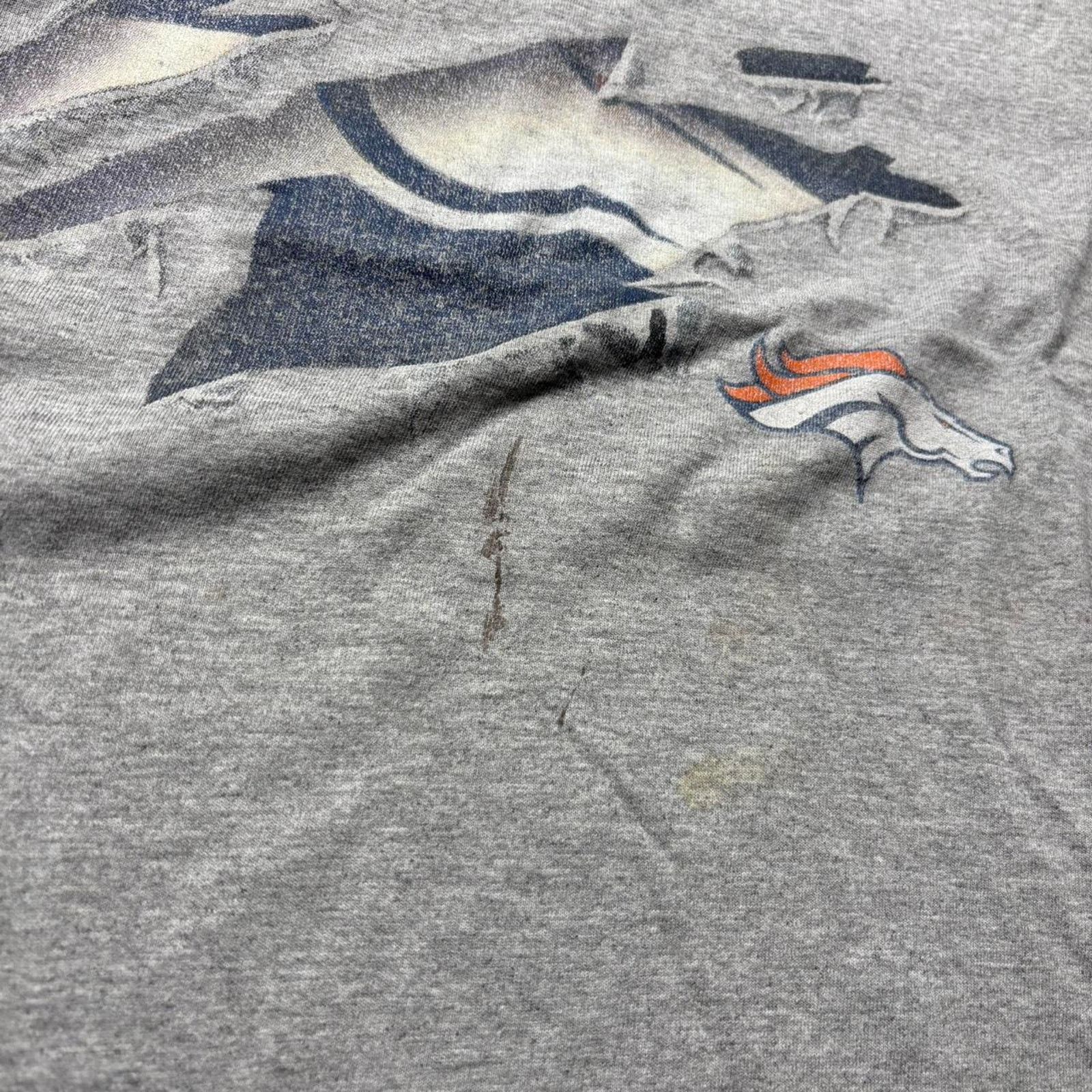 NFL Grey Vintage NFL Denver Broncos Graphic Shirt Size US XL / EU 56 / 4 - 2 Thumbnail