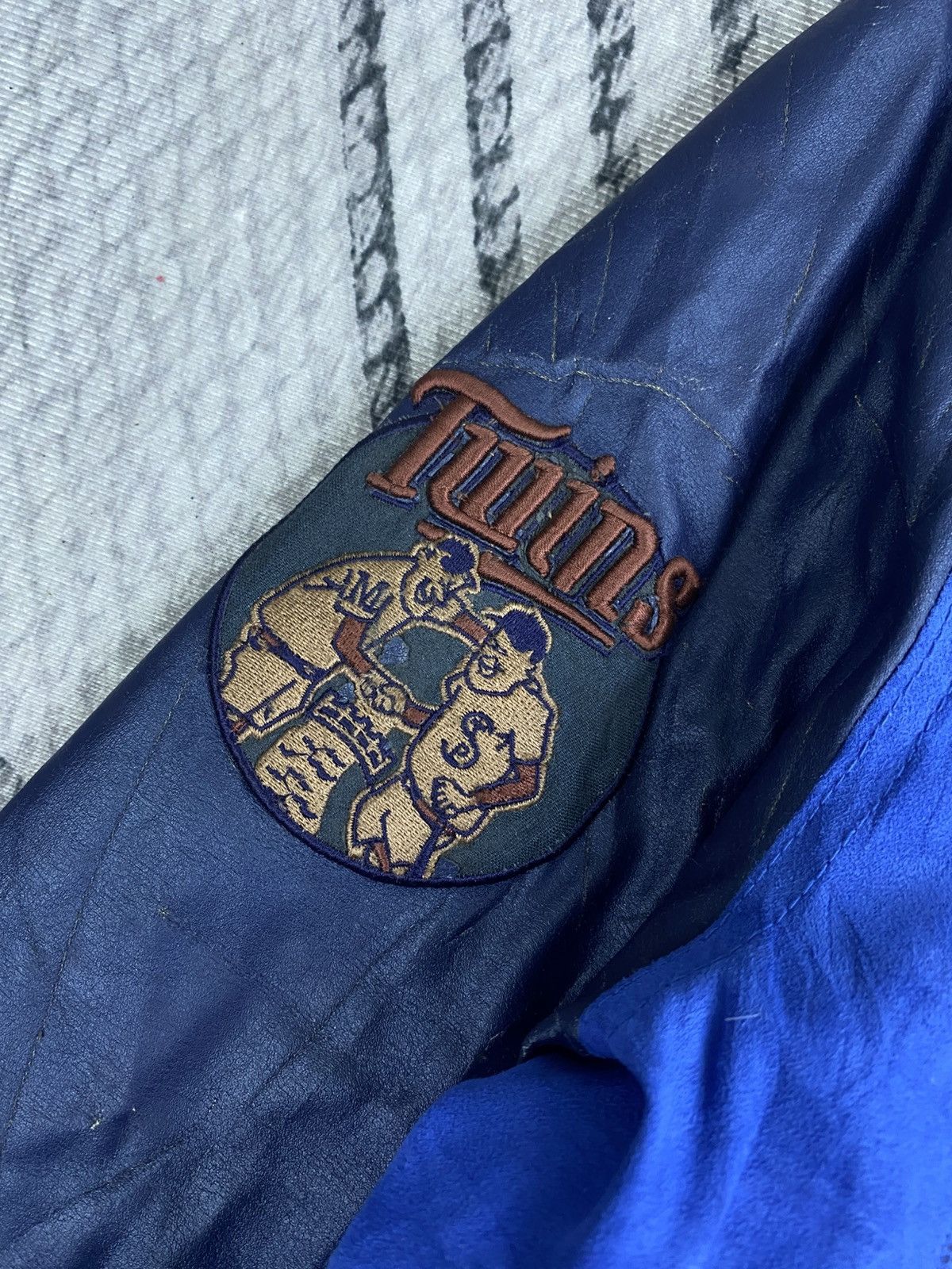 MLB Vintage MLB Minesota Twin Graphic Varsity Jacket Blue Jacket Size US M / EU 48-50 / 2 - 7 Thumbnail
