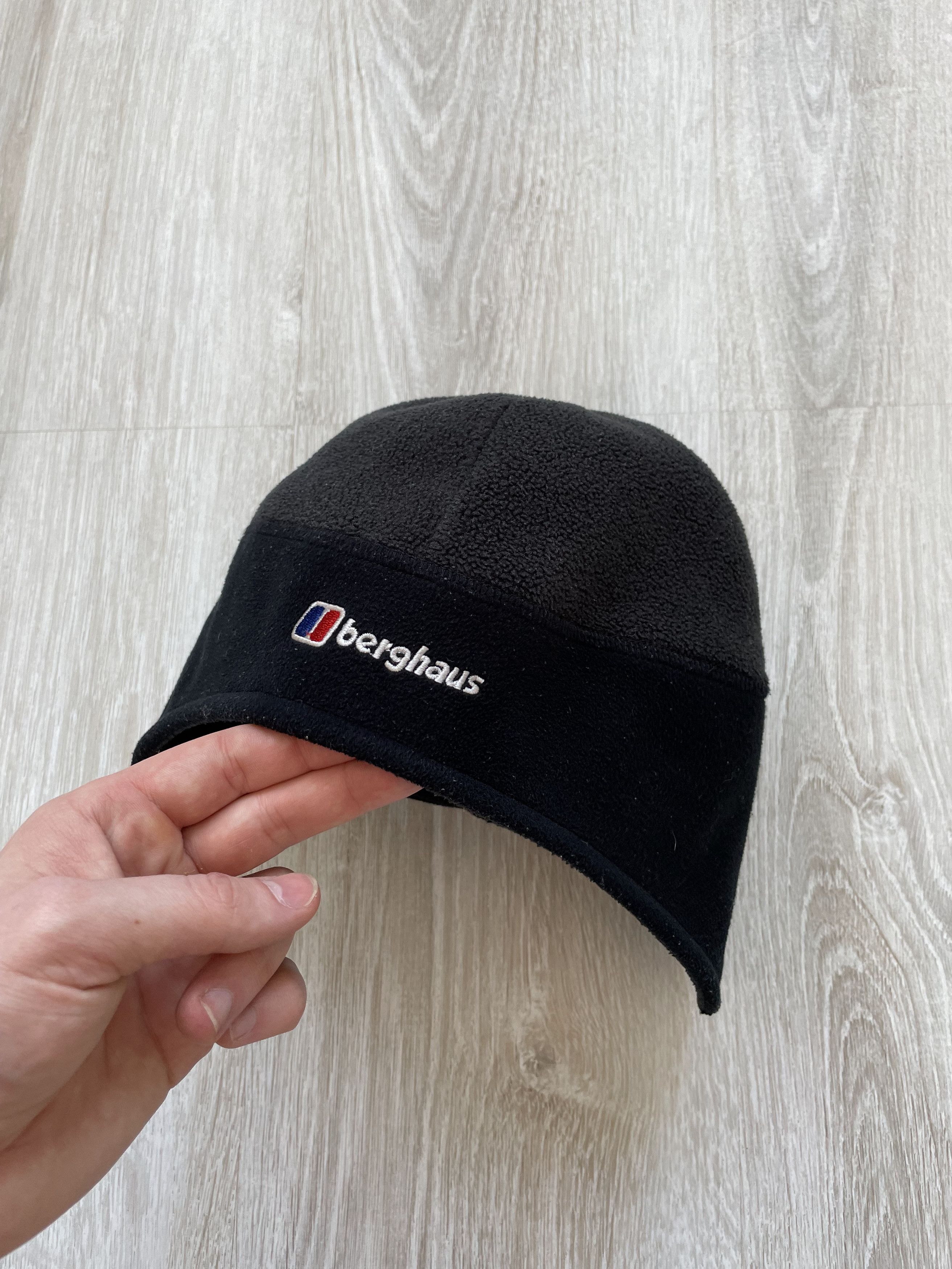 Berghaus Vintage Berghaus Windstopper Hat Size ONE SIZE - 1 Thumbnail