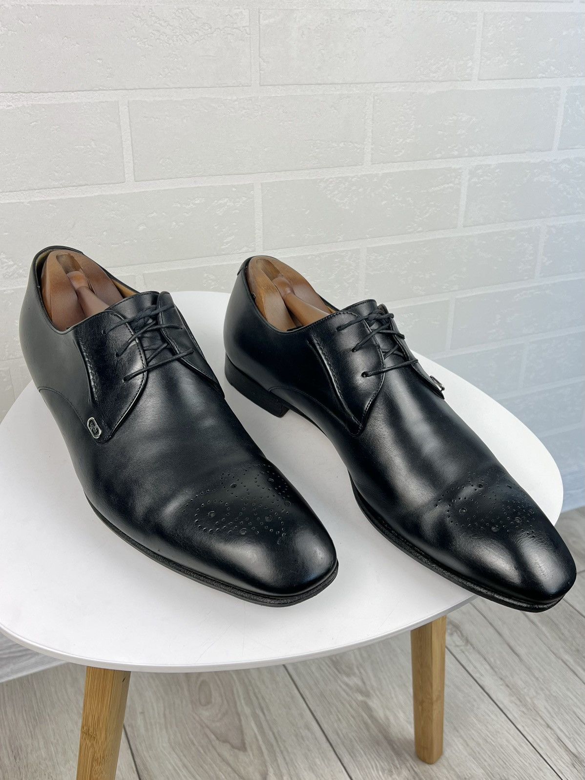 GUCCI Derby Dress Leather Shoes Wingtip GG Metal Logo Black