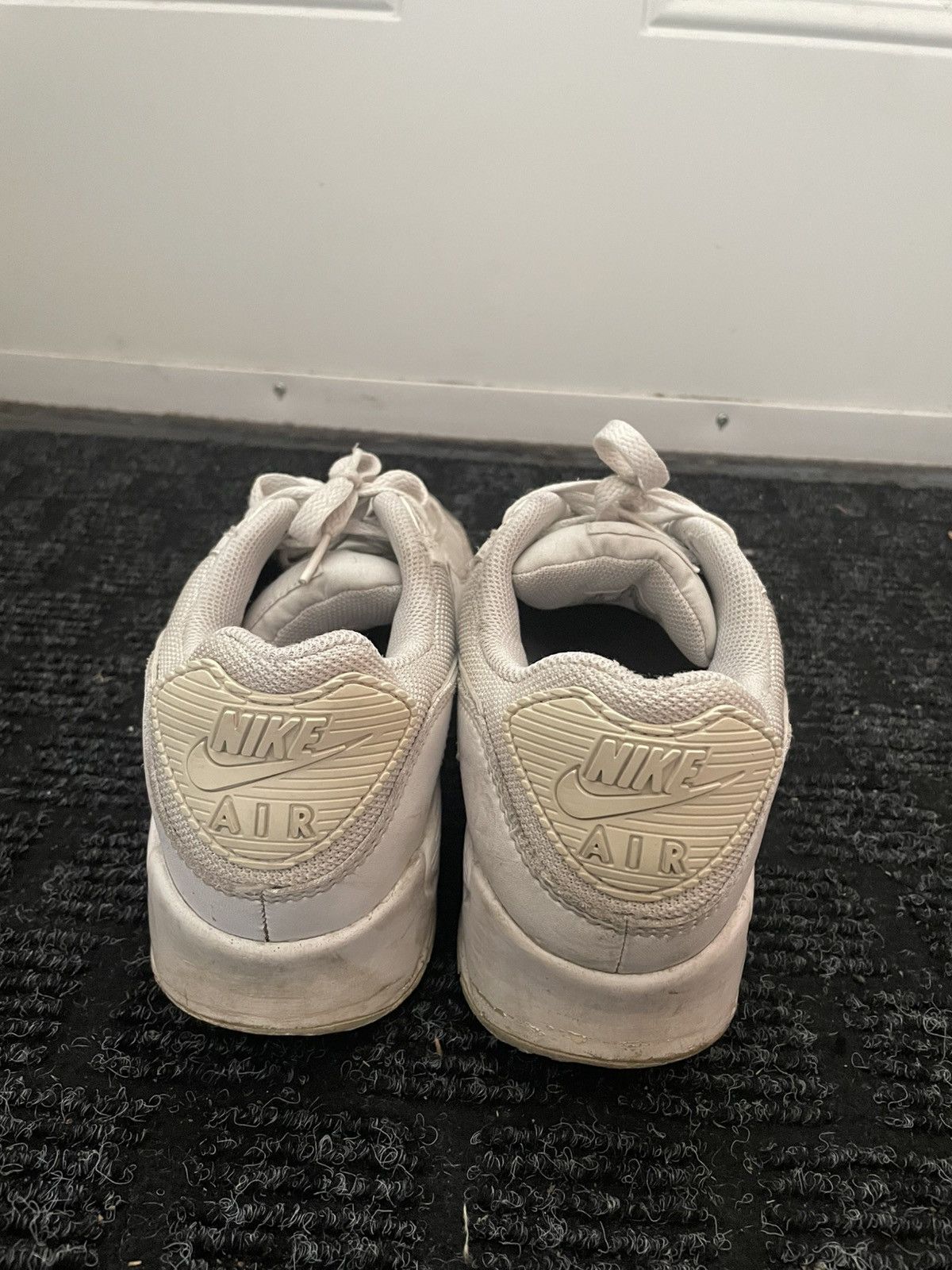 Nike White Nike Air Max 90 Size US 10 / EU 43 - 2 Thumbnail