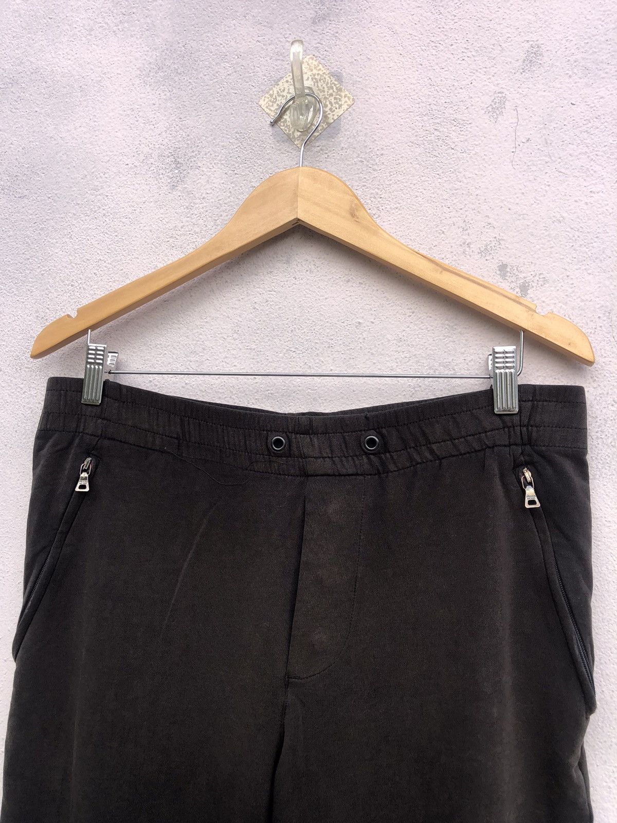 Prada Prada Sweatpants Zipper Rubber Tags Size US 32 / EU 48 - 9 Thumbnail