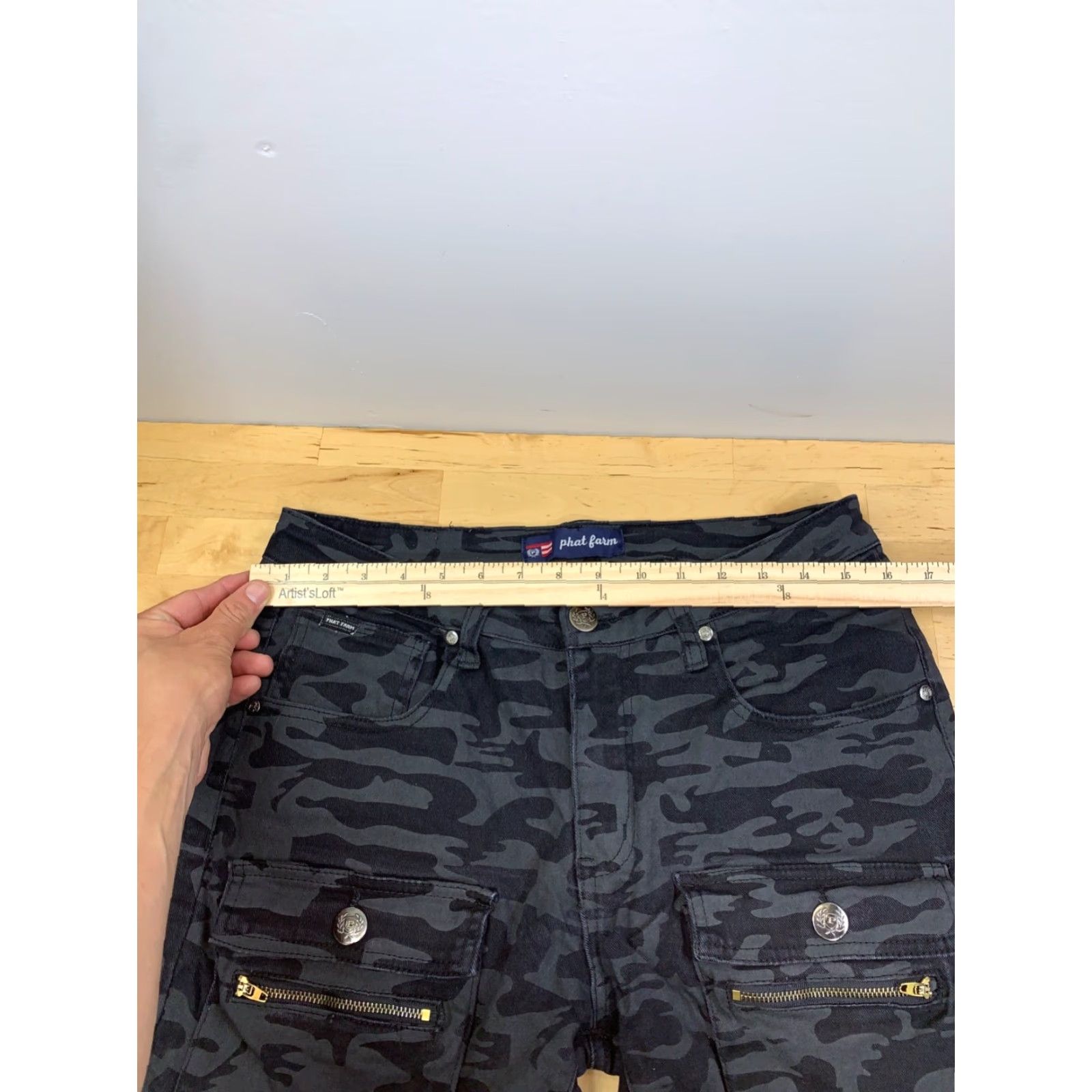 Phat Farm VINTAGE Phat Farm Pants Skinny Mens 30x28 Black Camo Stretch Y2K 2000s Cargo 11516 Size US 30 / EU 46 - 6 Thumbnail