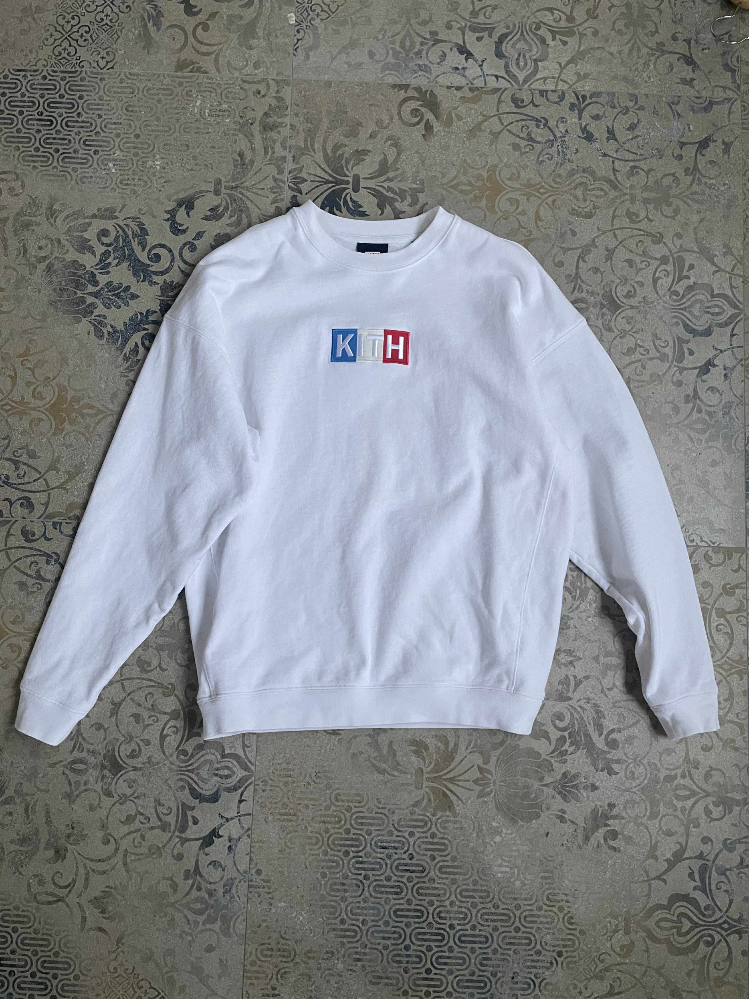 Kith Kith Paris Crewneck White Box Logo Size S Size US S / EU 44-46 / 1 - 1 Thumbnail