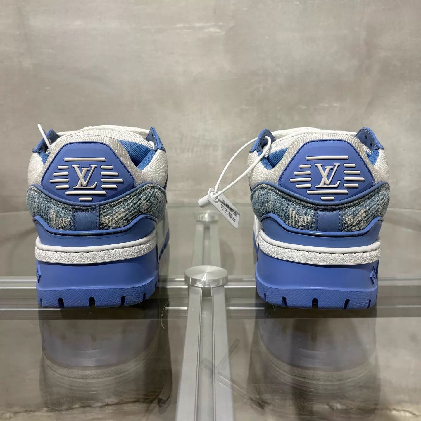 Louis Vuitton LV Petite Malle blue white UK2 36 Size US 5.5 / IT 35.5 - 6 Thumbnail