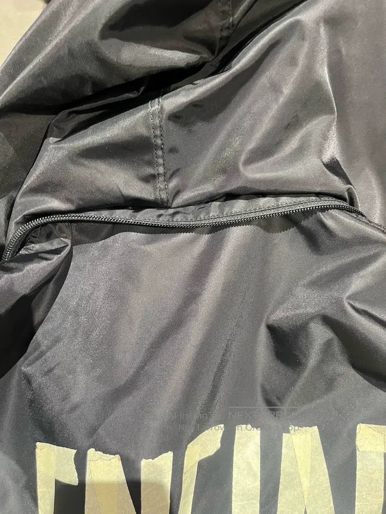 Balenciaga Balenciaga Tape Masking Paper Logo Hooded Windbreaker Jack Size US XS / EU 42 / 0 - 7 Thumbnail