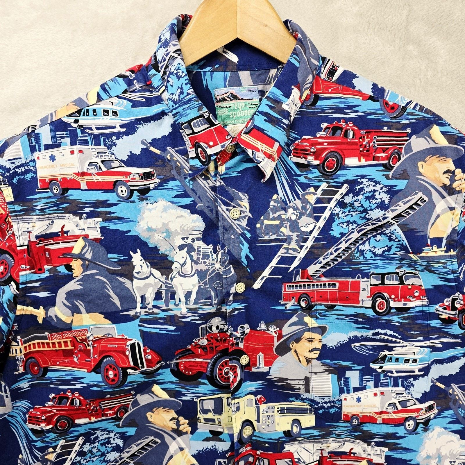 Reyn Spooner Reyn Spooner Hawaiian Shirt XL All Over Print Firefighter Size US XL / EU 56 / 4 - 2 Thumbnail