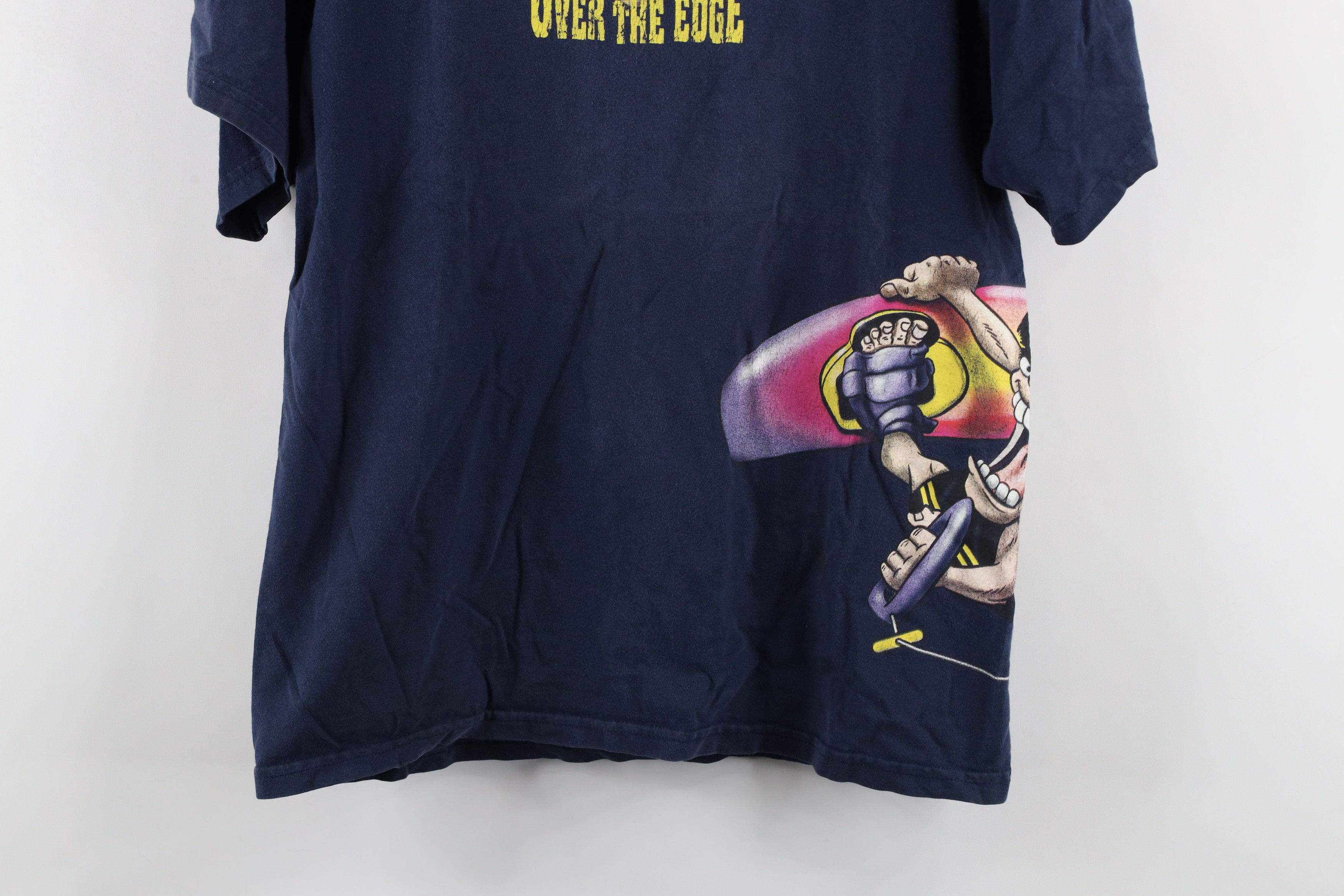 Vintage Vintage 90s Streetwear Skateboard Wakeboarding T-Shirt Size US S / EU 44-46 / 1 - 3 Thumbnail