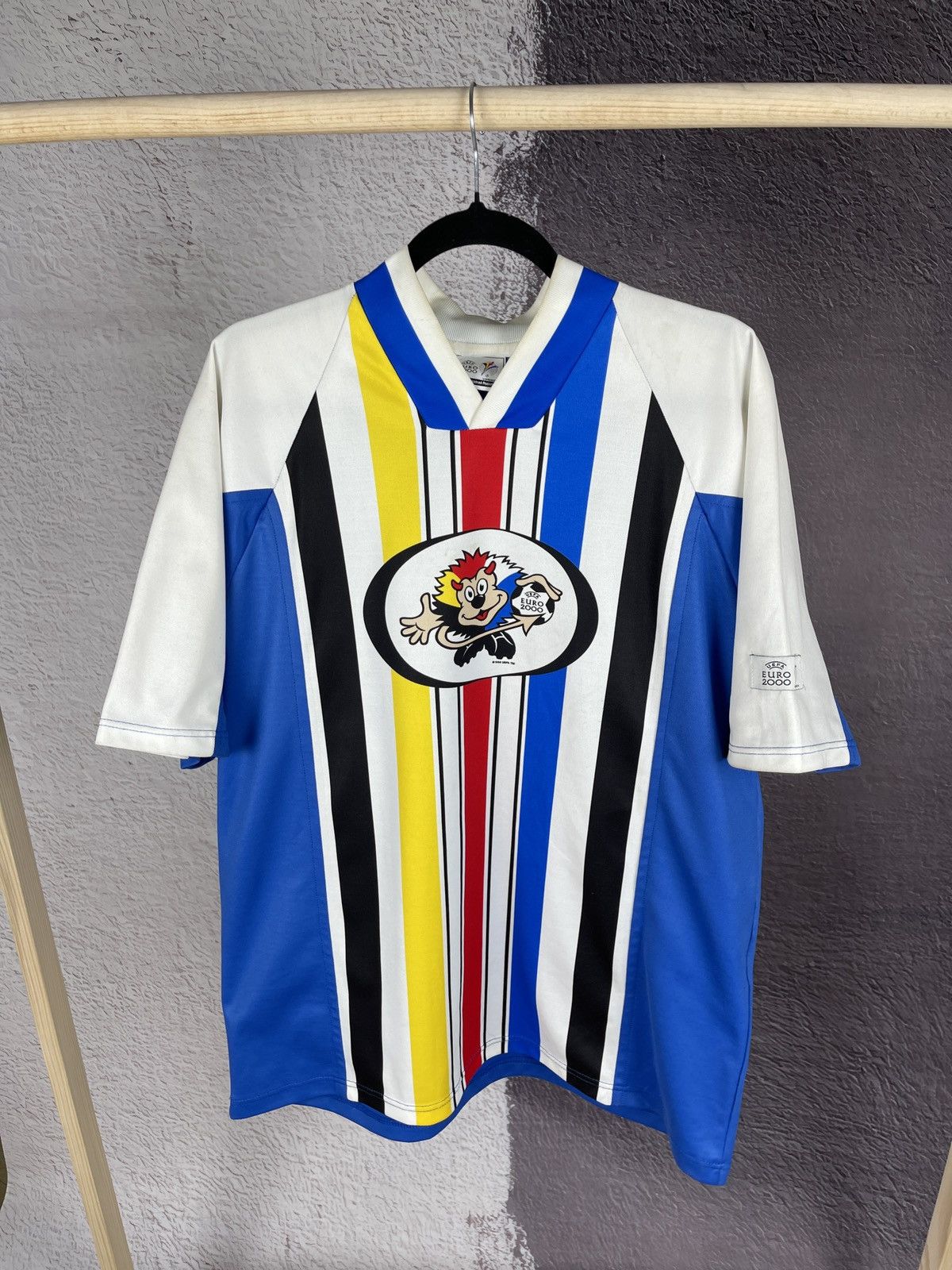 UEFA UEFA EURO 2000 OFFICIAL VINTAGE FOOTBALL SOCCER SHIRT JERSEY Size US M / EU 48-50 / 2 - 1 Thumbnail