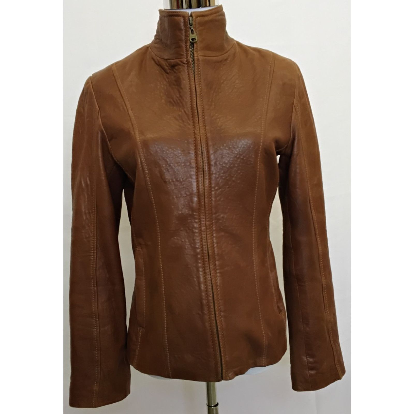 Andrew Marc Andrew Marc New York Lambskin Leather Jacket Women XS Brown Size XS / US 0-2 / IT 36-38 - 2 Thumbnail