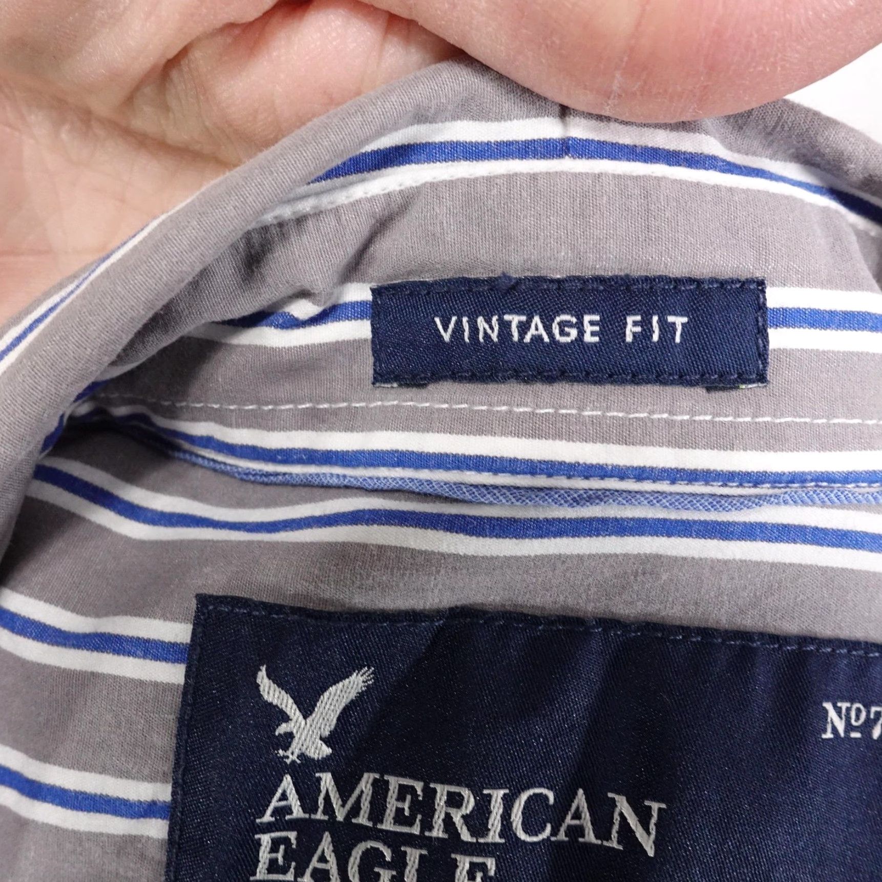American Eagle Outfitters VINTAGE American Eagle Outfitters Button-Up Shirt Mens 2XL Gray Striped Regular Fit Long Sleeve Size US XXL / EU 58 / 5 - 7 Thumbnail