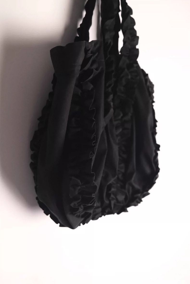Yohji Yamamoto Yohji Yamamoto Yohji Yamamoto Black Ruffled Tote Bag Size ONE SIZE - 2 Thumbnail