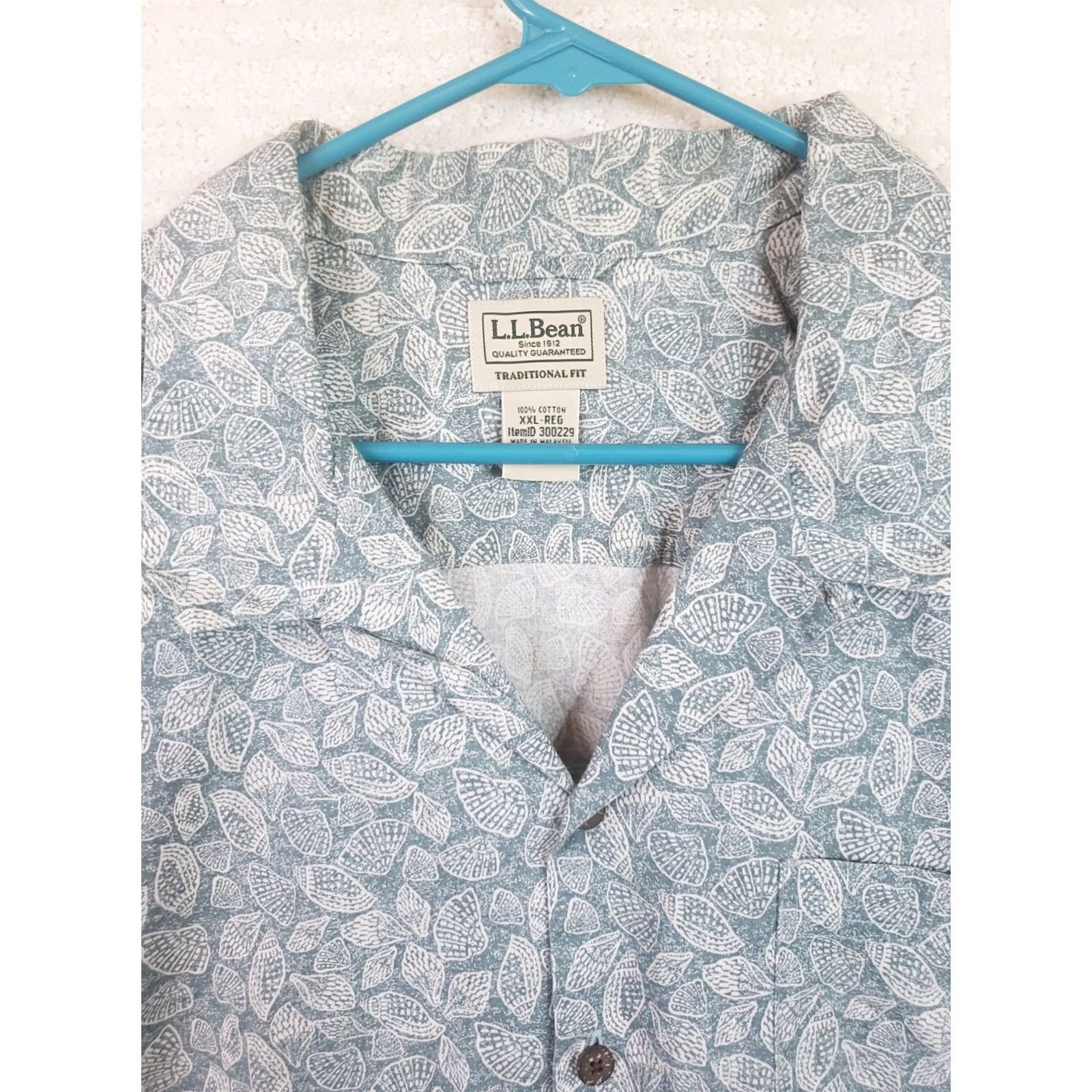 Vintage LL Bean SS Shirt Mens 2XL Teal Blue Geometric Seashell Pattern Button Up Casual Shirt Men Short Sleeve Traditional Fit Pocketed Beach Size US XXL / EU 58 / 5 - 4 Thumbnail