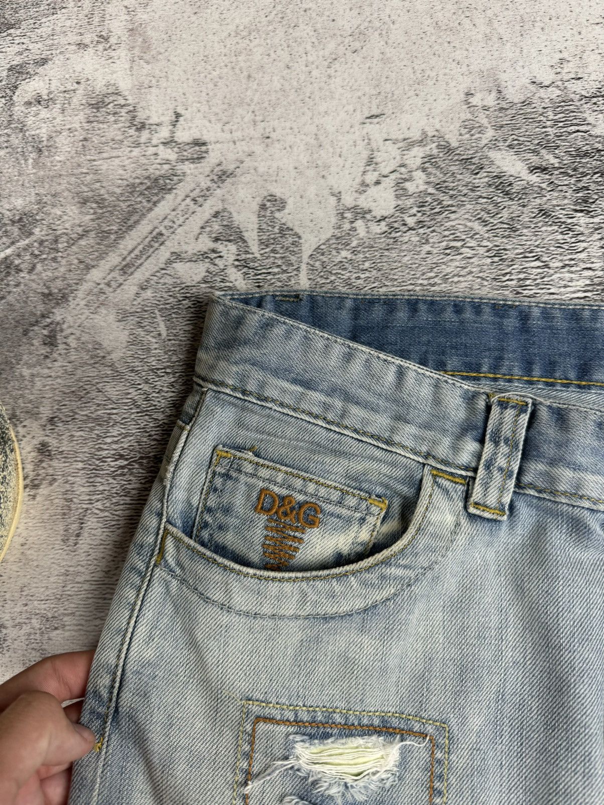 Dolce & Gabbana Dolce & Gabbana RARE D&G Patchwork Distressed Y2K Denim Jeans Size US 34 / EU 50 - 16 Thumbnail