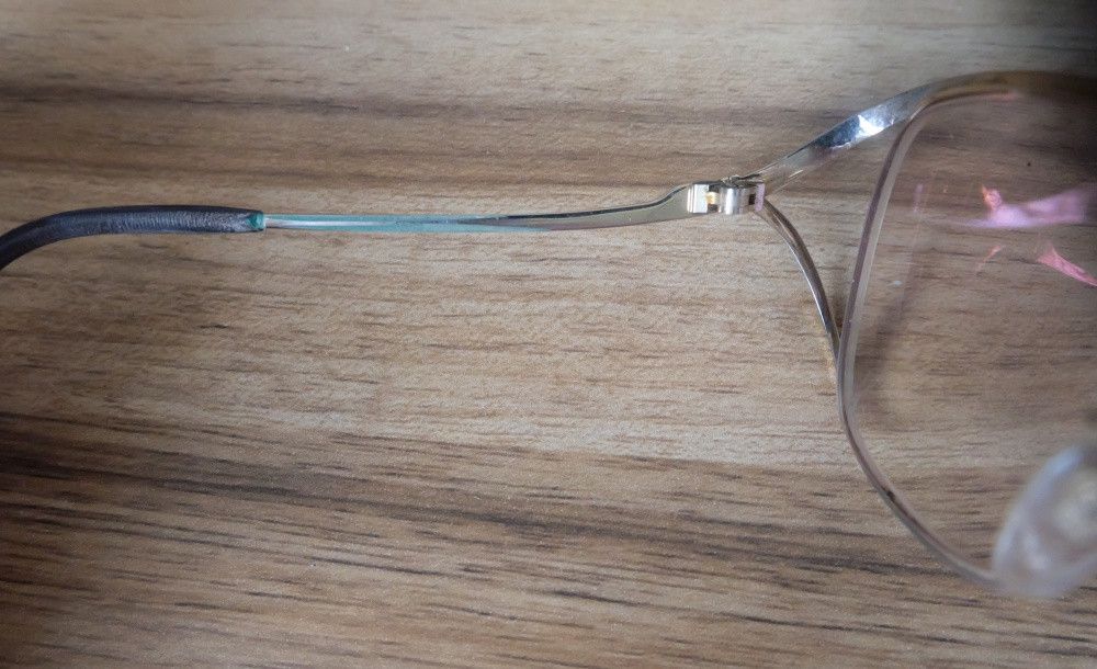 Yves Saint Laurent Vintage Yves Saint Laurent Glasses Gold Red Glitter Trim Size ONE SIZE - 6 Thumbnail