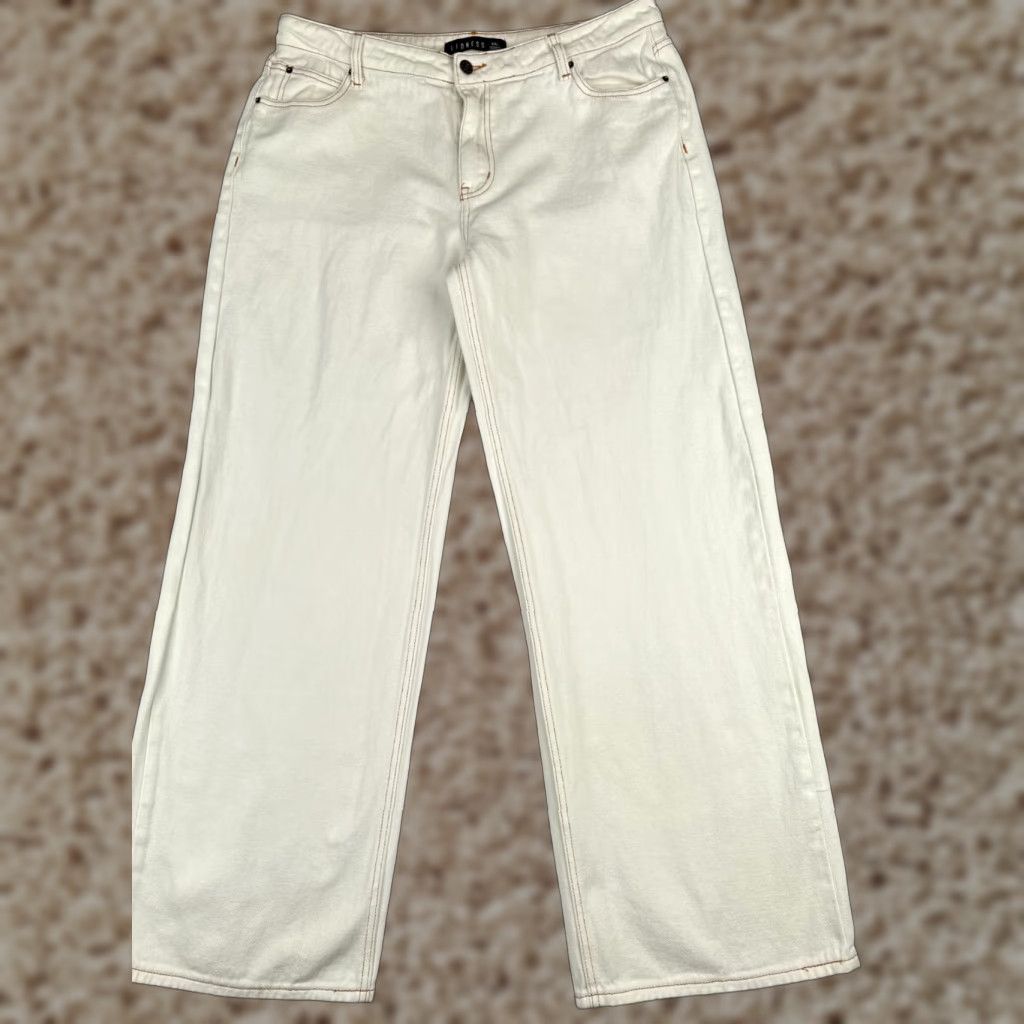 Lioness Lioness Jeans Womens 2XL White Wide-Leg 100% Cotton Mid Rise Zip Fly 36x32 Denim Distressed Logo Embroidered 5-Pocket Regular Mens Womens Size 40" / US 18 - 1 Thumbnail
