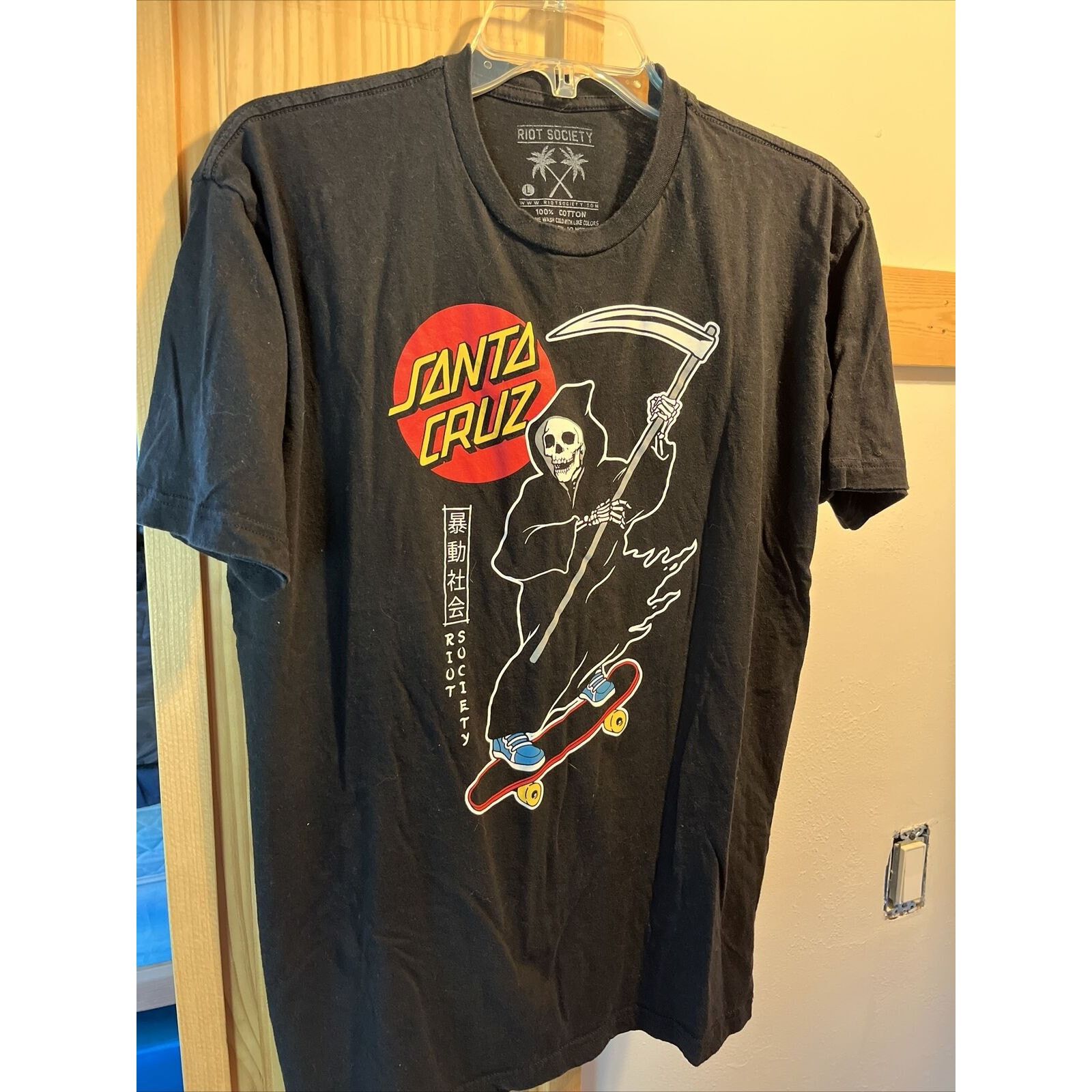 Riot Society Riot Society Men’s L Black Santa Cruz Cotton Graphic T-Shirt Size US L / EU 52-54 / 3 - 5 Thumbnail