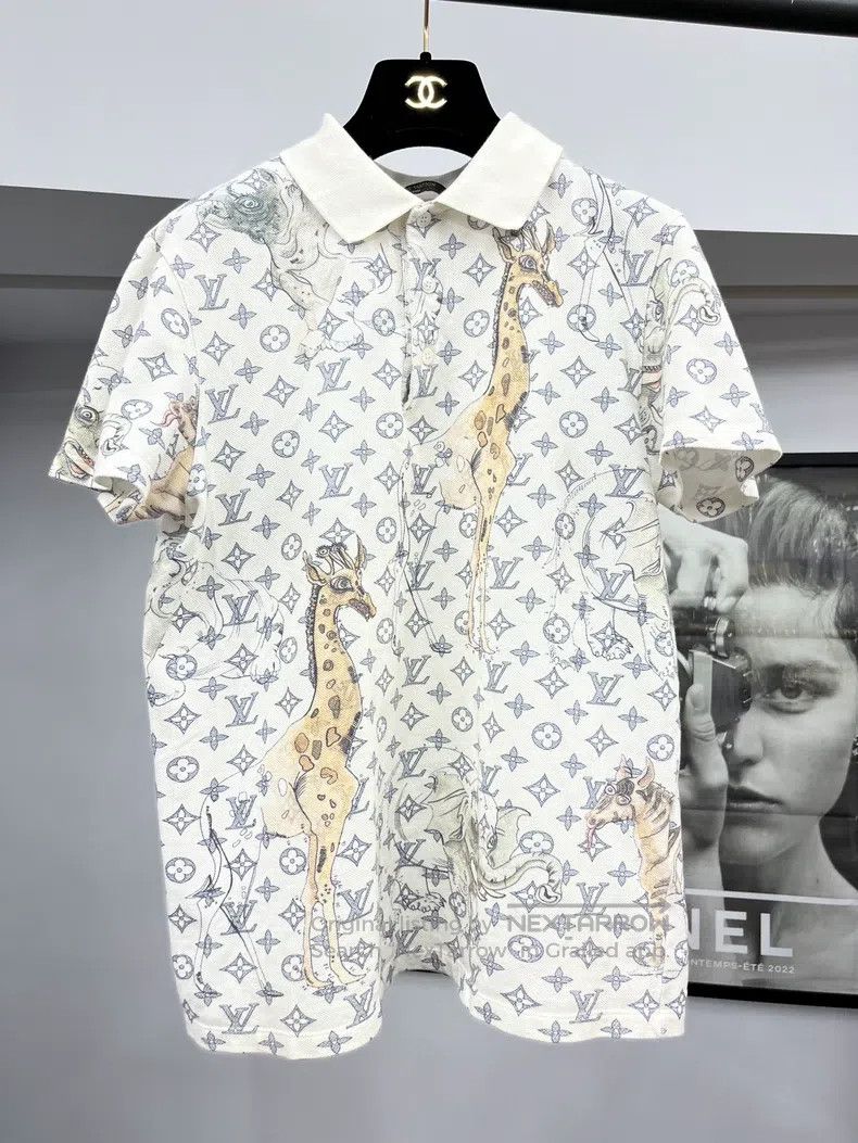 Louis Vuitton Louis Vuitton White full logo old flower zoo lapel short s Size US XS / EU 42 / 0 - 1 Thumbnail