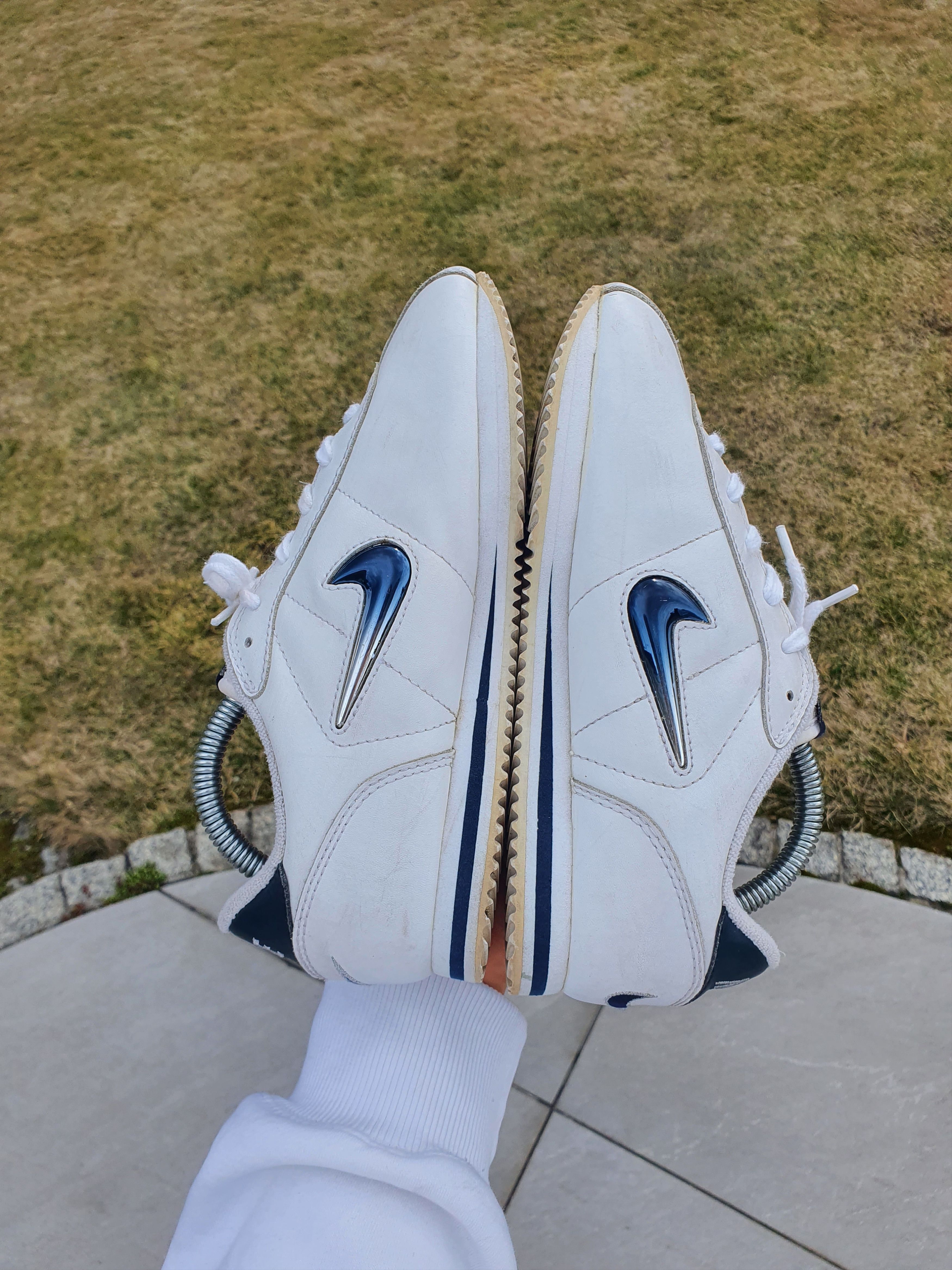 Nike 2004 Vintage Nike Cortez Leather Jewel Medium Small Swoosh Size US 4.5 / IT 34.5 - 4 Thumbnail