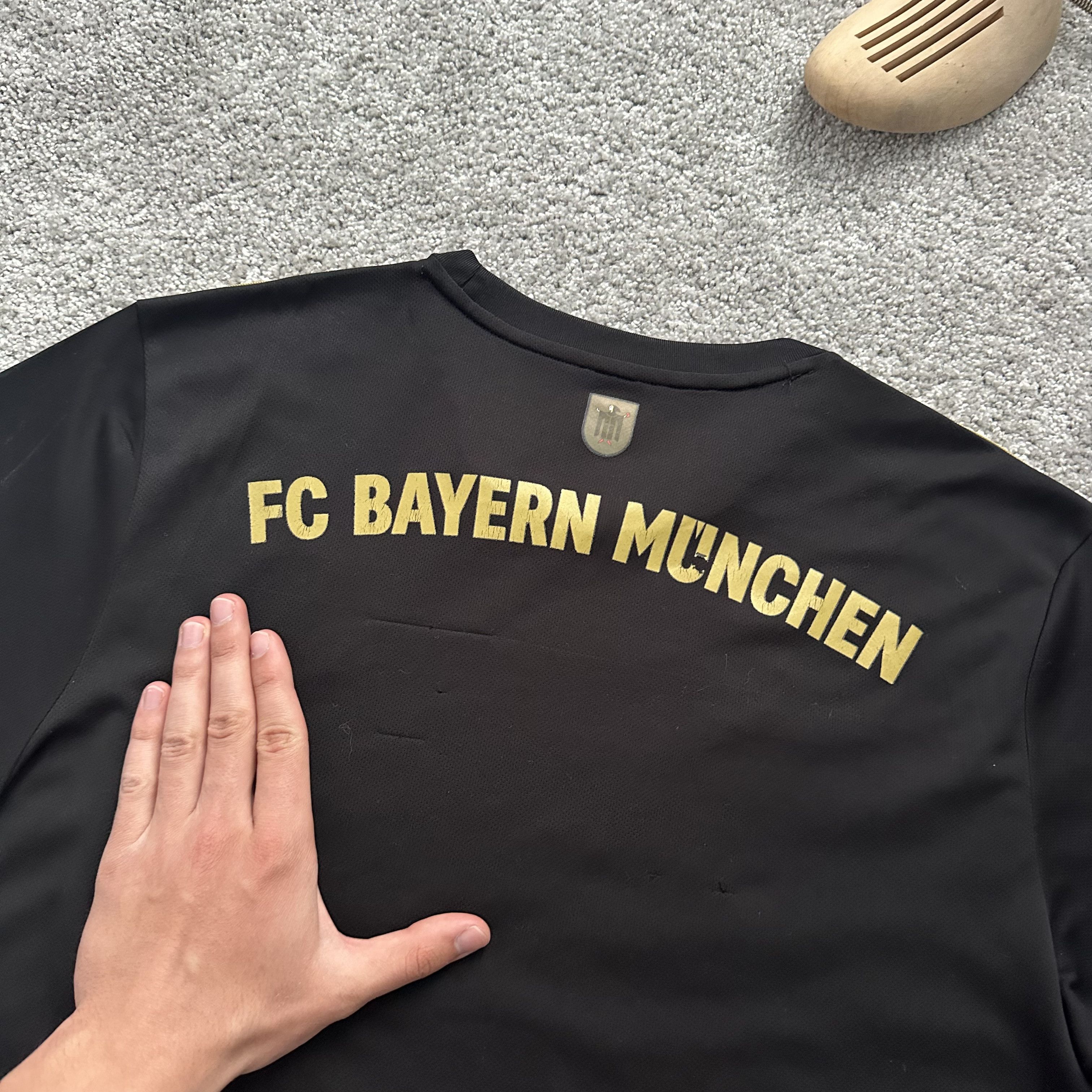 Adidas Adidas FC Bayern Munchen Soccer Jersey 2021 2022 Size US L / EU 52-54 / 3 - 7 Thumbnail