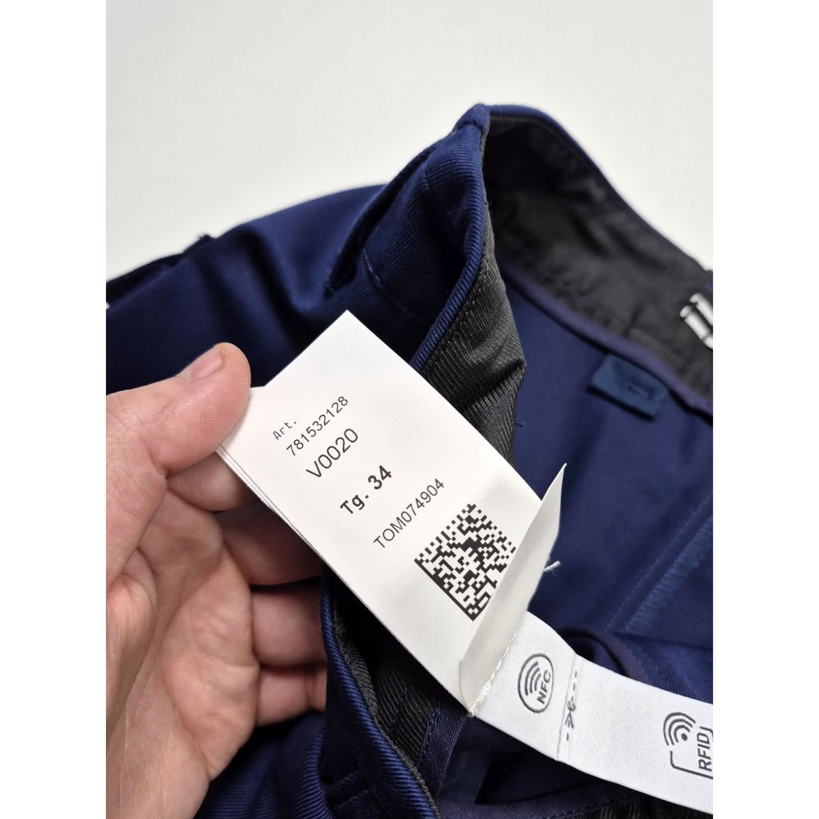 Stone Island Stone Island Chino Pants Mens 34x31 Blue Canvas Logo Italy NWT Straight Pockets Casual Slim Front Zip Flat Front Tailored Regular Fit Clothing Size US 34 / EU 50 - 6 Thumbnail