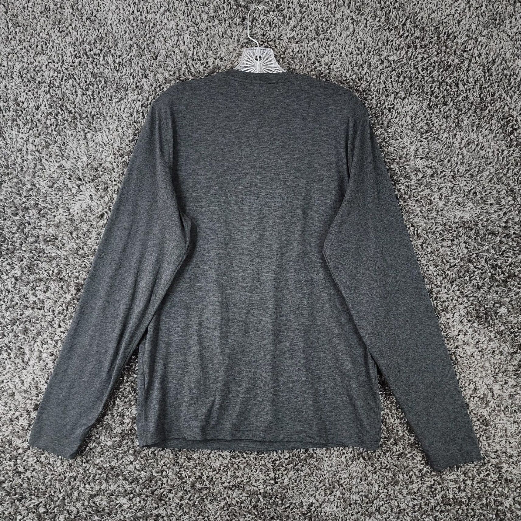 Abercrombie & Fitch VINTAGE? (no) Abercrombie & Fitch Mens Solid Gray Super Soft Stretch Long Sleeve Tee Size M Shirt Adult Medium Gray Mens Size US M / EU 48-50 / 2 - 5 Thumbnail
