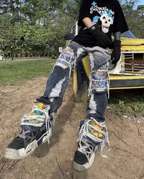 VIBE High street sabotage washed heavy embroidered ripped jeans Size US 30 / EU 46 - 8 Thumbnail
