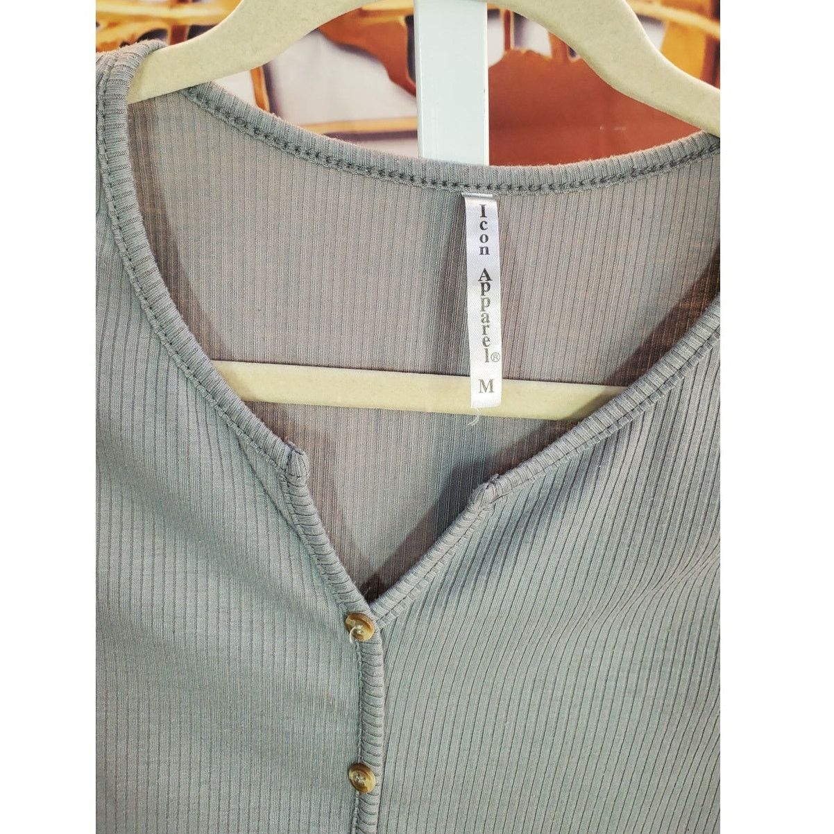 Other Gray Ribbed Button Front Crop Top Medium Size M / US 6-8 / IT 42-44 - 3 Thumbnail