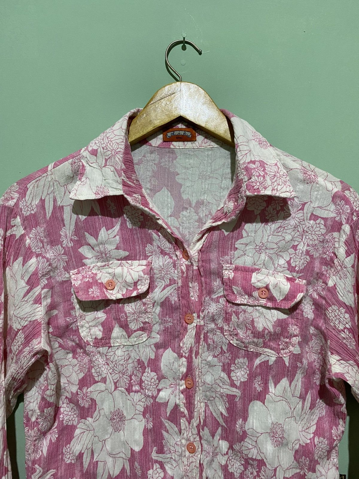 Japanese Brand D.I.A SPEC PLEATS FLORAL BUTTON SHIRT Size ONE SIZE - 2 Thumbnail