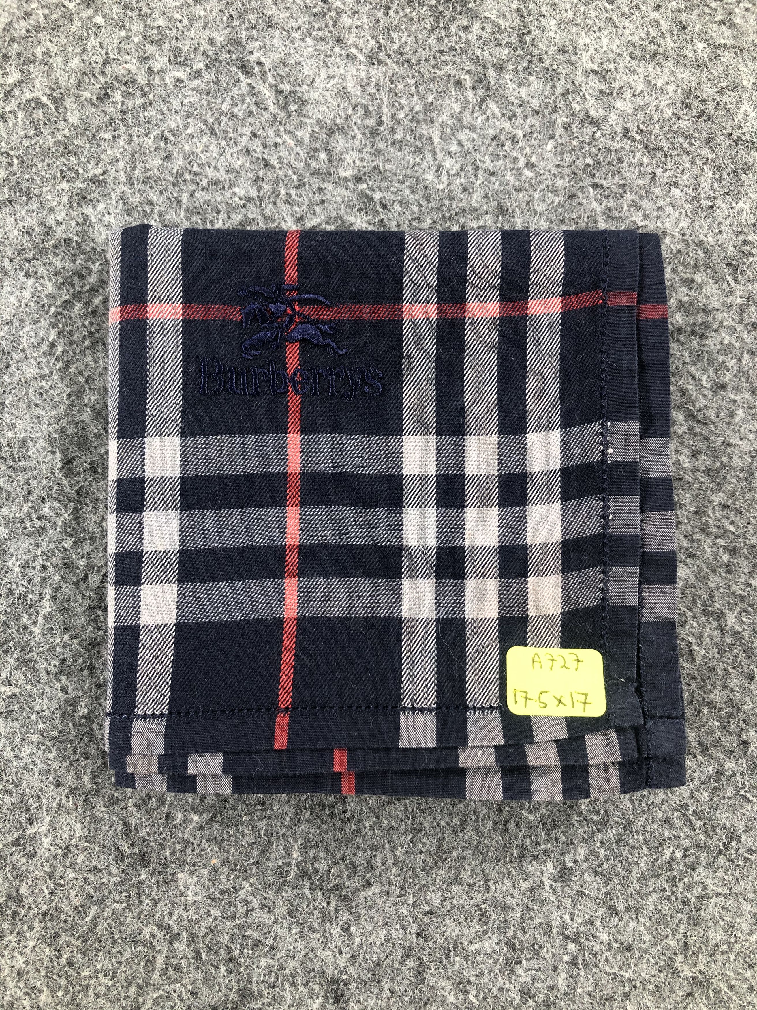 Burberry Burberry Handkerchief / Bandana / Neckerchief Size ONE SIZE - 7 Thumbnail