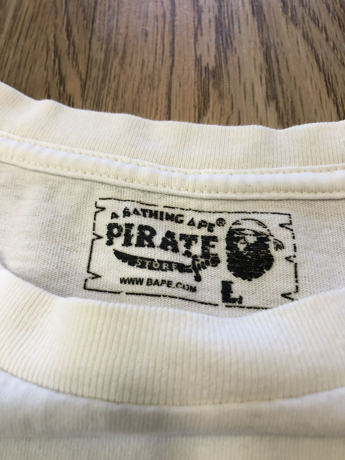 Bape Bape pirates Tshirt Size US L / EU 52-54 / 3 - 5 Thumbnail