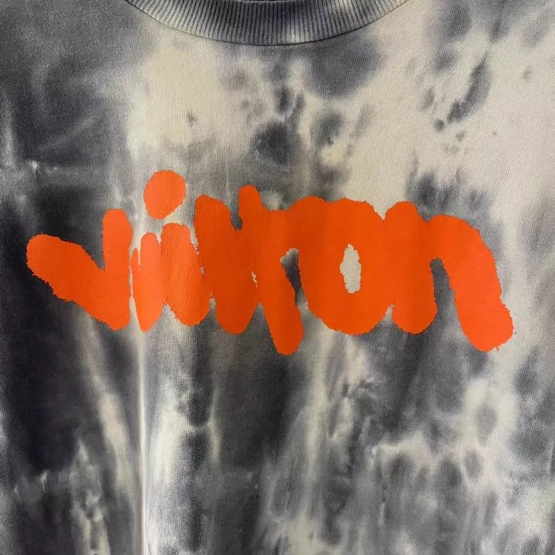 Louis Vuitton LOUIS VUITTON Rendering chest print short sleeves 2504-Next Size US M / EU 48-50 / 2 - 3 Thumbnail