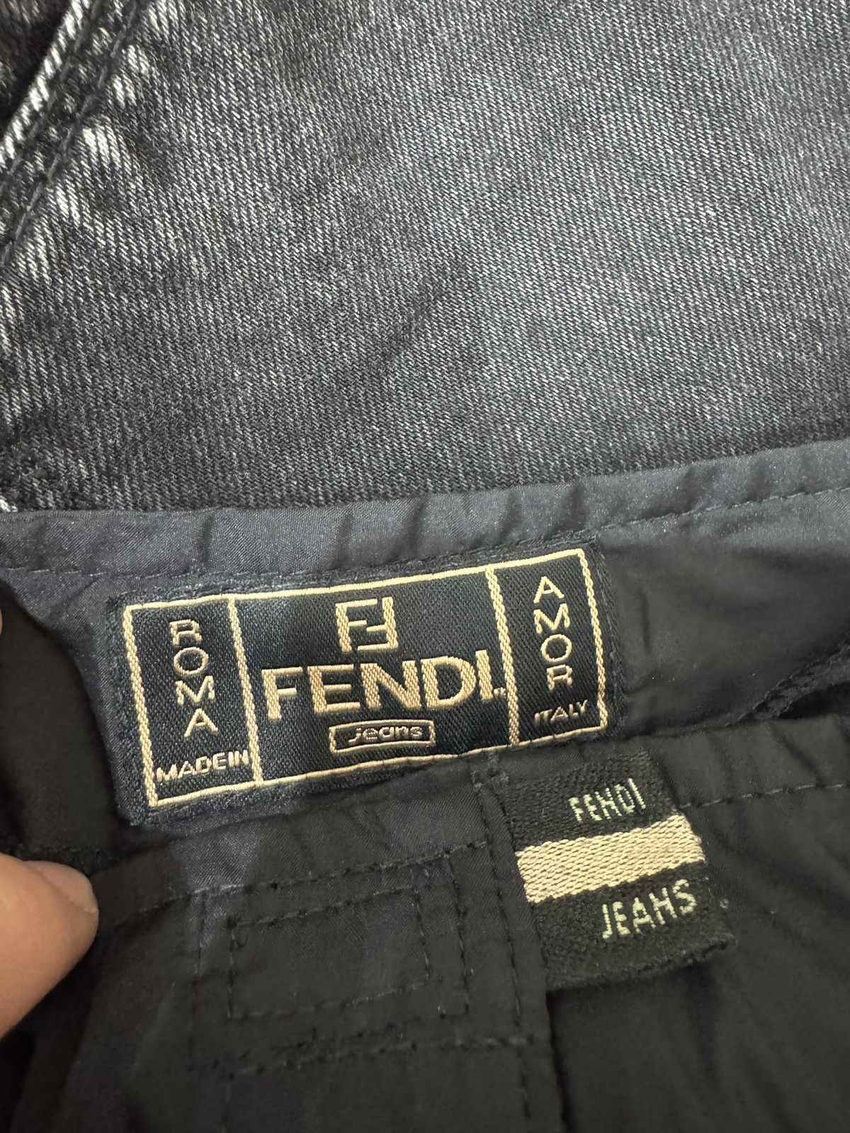 Fendi Vintage Fendi Jeans Nylon Trousers Size 28" / US 6 / IT 42 - 6 Thumbnail