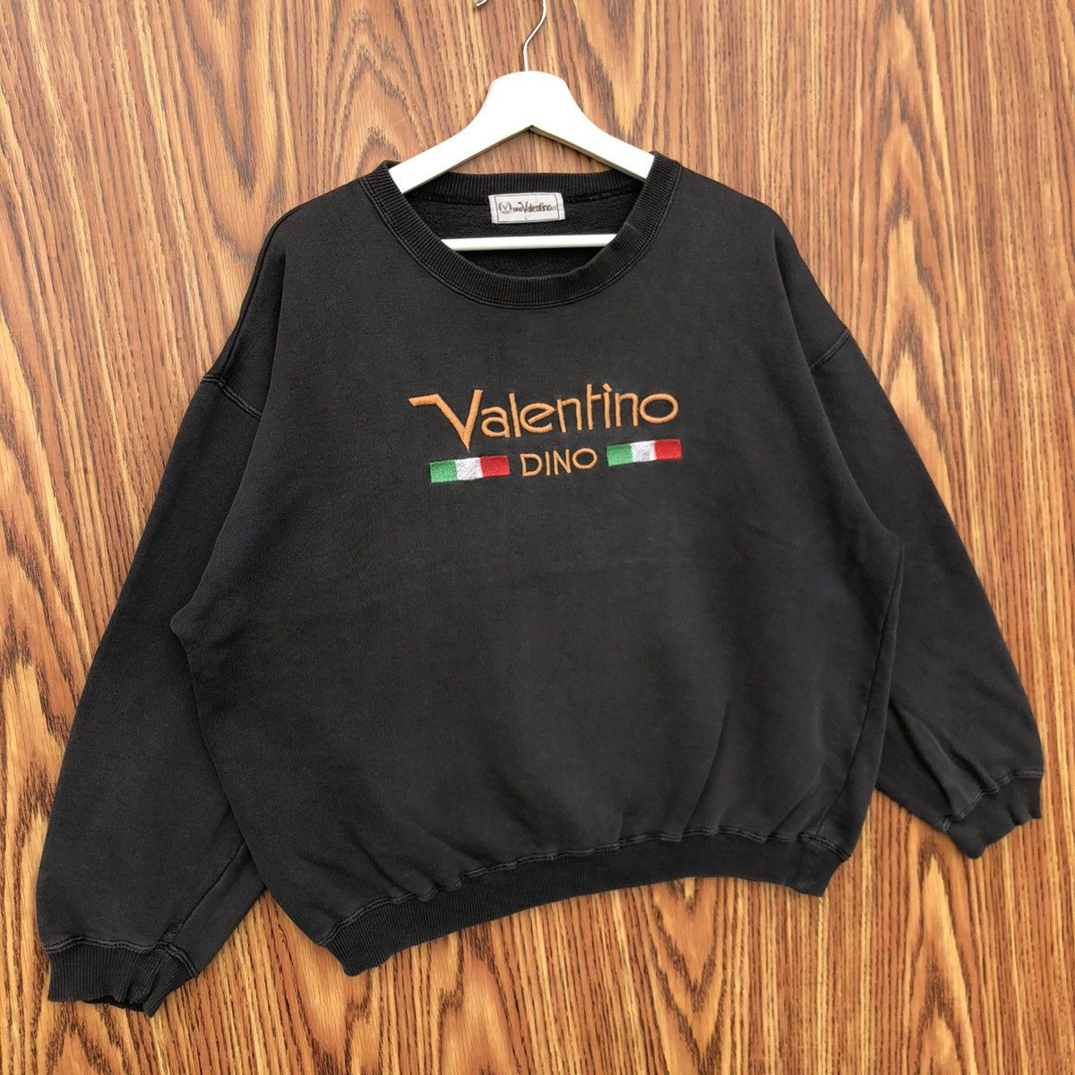 Other Vintage Dino Valentino Sweatshirt Japanese Brand Pullover Size US L / EU 52-54 / 3 - 2 Thumbnail