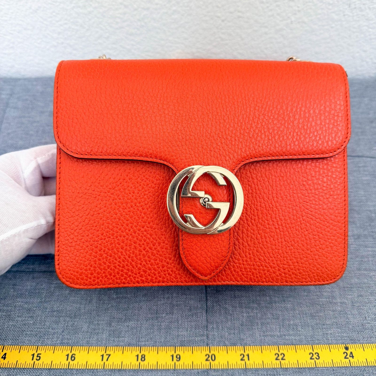 Gucci Authentic Gucci Interlocking GG Leather Shoulder Bag Size ONE SIZE - 1 Thumbnail