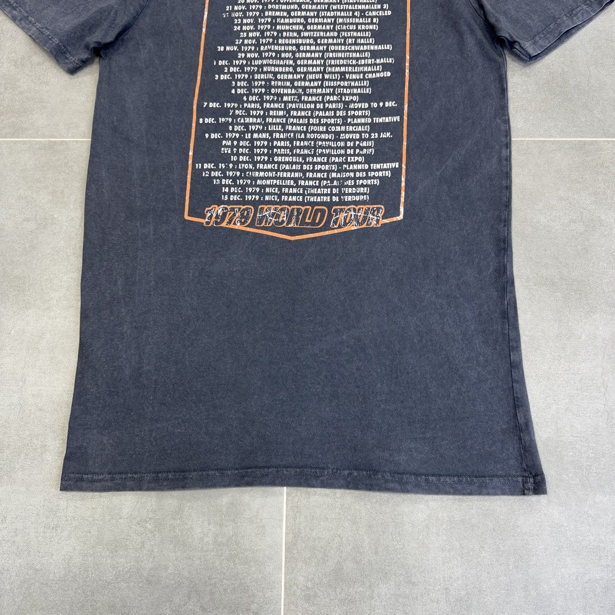 AC/DC × Band Tees AC/DC Highway To Hell 1979 World Tour Retro T-Shirt Size M Size US M / EU 48-50 / 2 - 13 Thumbnail