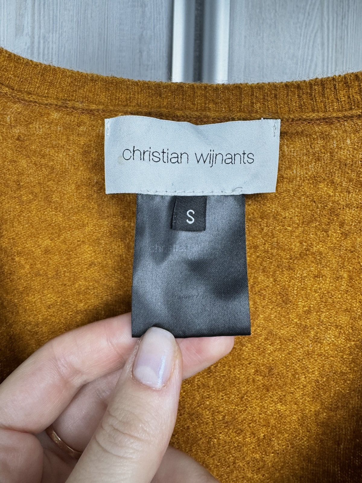 Christian Wijnants Christian Wijnants orange v-neck made in japan knit sweater Size S / US 4 / IT 40 - 8 Thumbnail