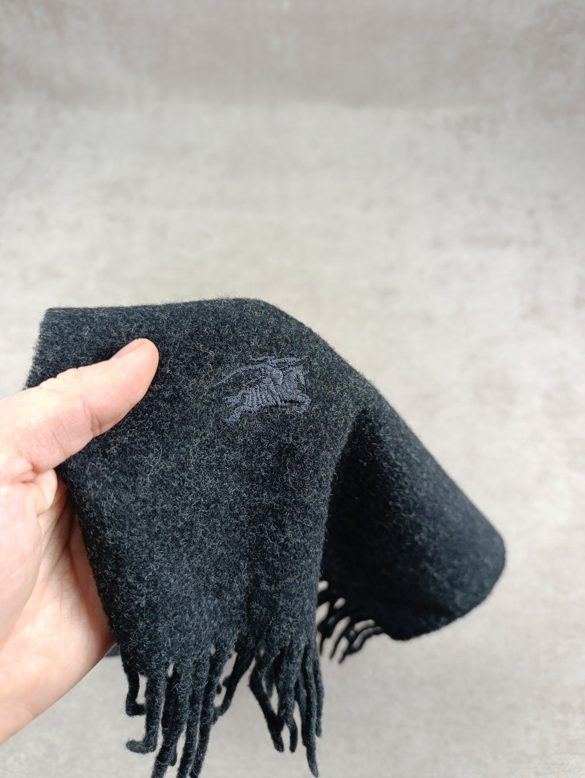 Burberry BURBERRY VINTAGE LAMB WOOL SCARF UNISEX Size ONE SIZE - 8 Thumbnail