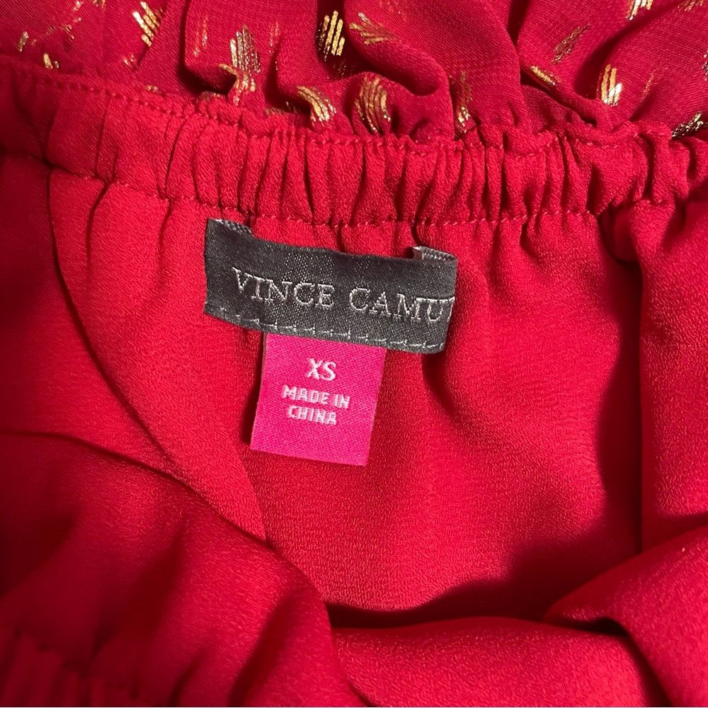Vince Camuto NWT New Vince Camuto Red Off the Shoulder Foil Chiffon Blou Size XS / US 0-2 / IT 36-38 - 7 Thumbnail