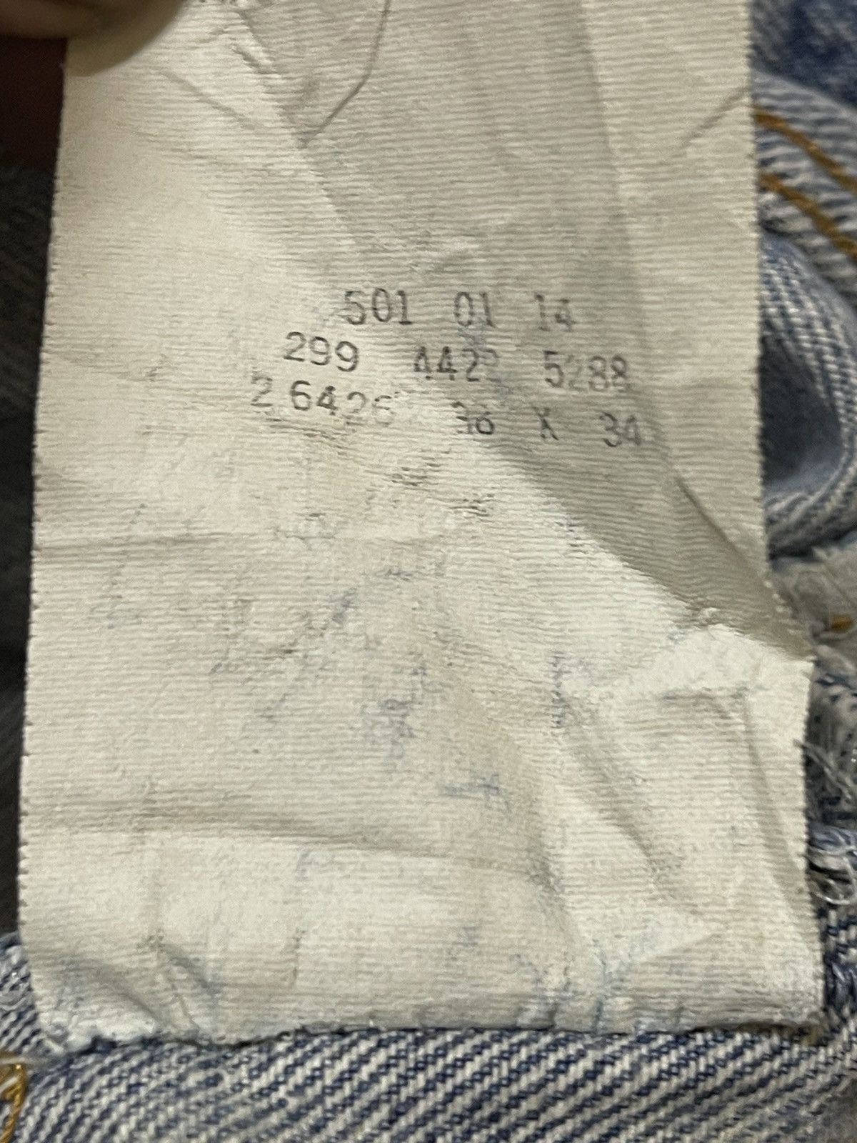 Levi's Vintage 90s Levis 501 Faded Wash Distressed Baggy Jeans Size US 36 / EU 52 - 10 Thumbnail