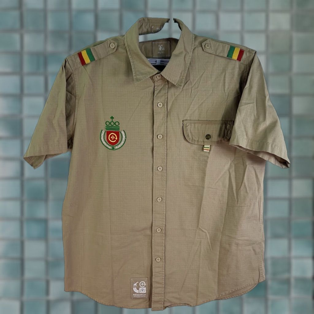 Vintage LRG Button-Up Shirt Mens M Tan Short Sleeve - Rope-A-Dope Rip-Stop, Graphic Angel Print, Casual Workwear, Breathable Cotton, Lightweight Size US M / EU 48-50 / 2 - 1 Thumbnail
