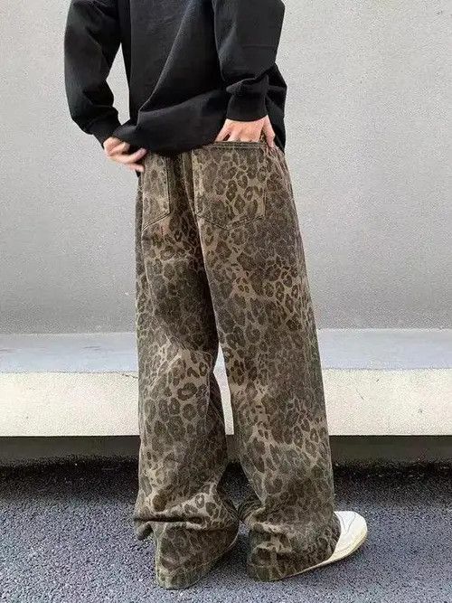 Baggy Leopard Graphic Pants