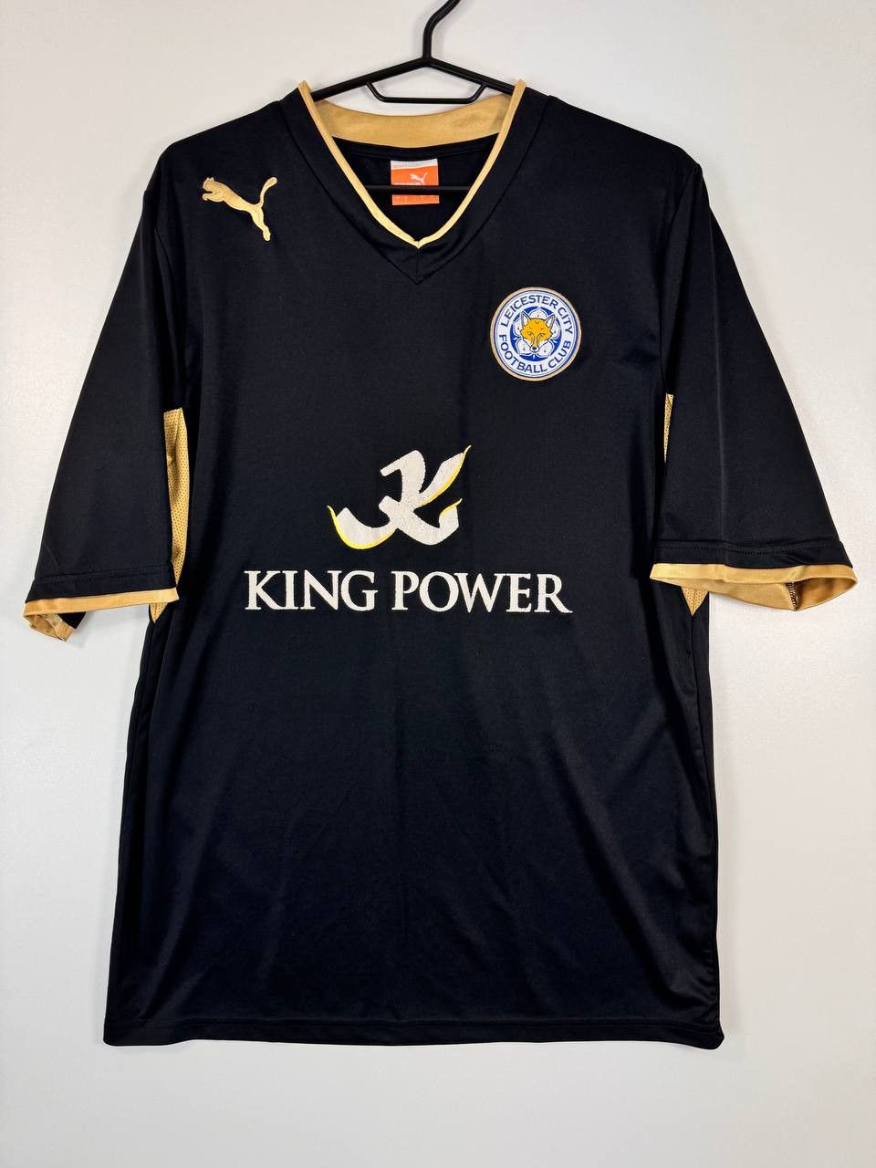 Puma Leicester city 17/18 away shirt #20 Okazaki | Grailed