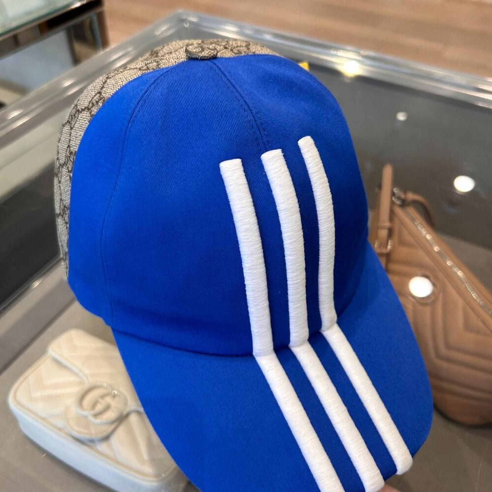 Gucci NWT Adidas X Gucci Double Sided Baseball Hat size S Size ONE SIZE - 3 Thumbnail
