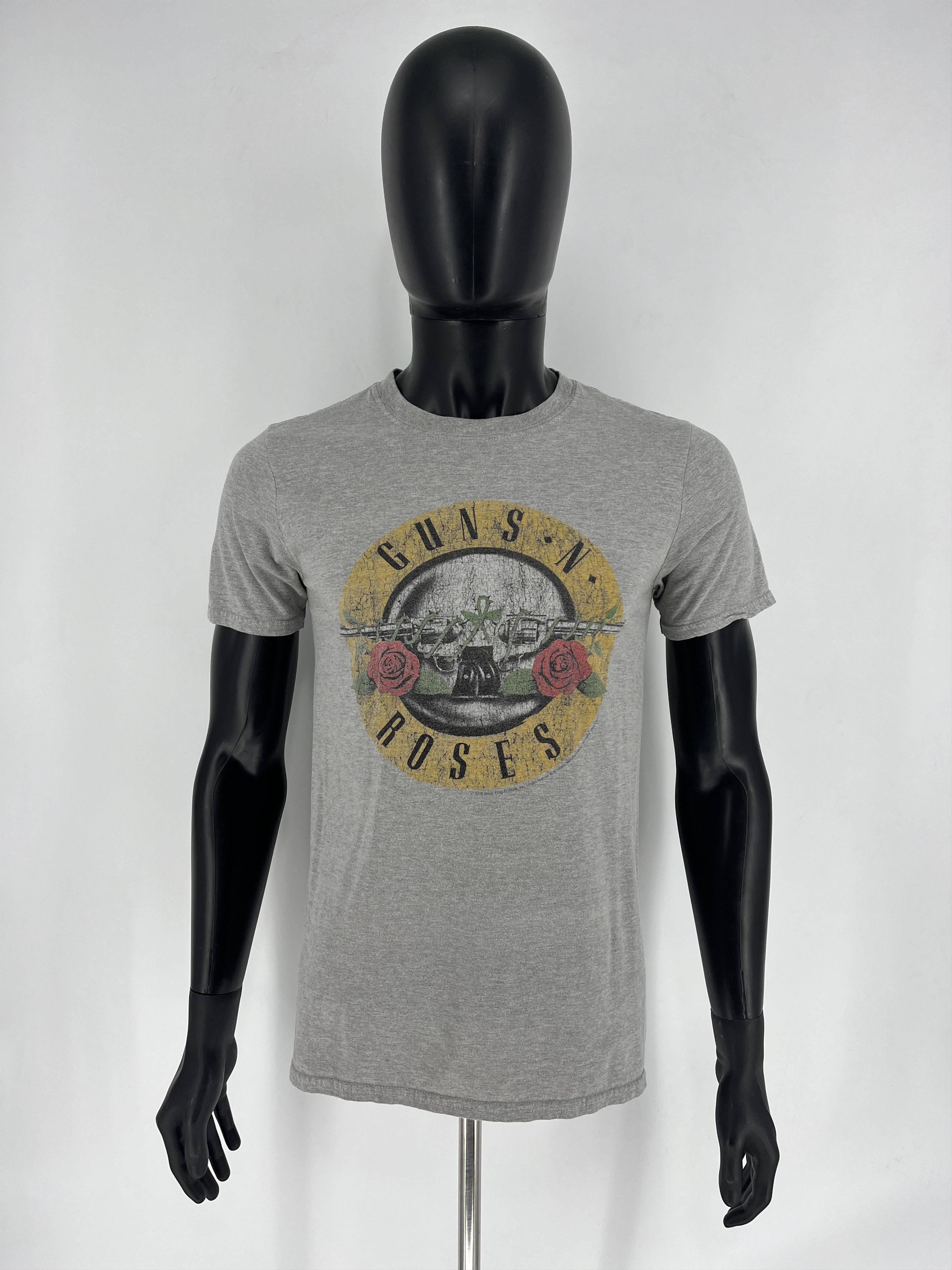 Band Tees Vintage Guns N’ Roses 🌹 Big Logo T-Shirt Size M Size US M / EU 48-50 / 2 - 2 Thumbnail