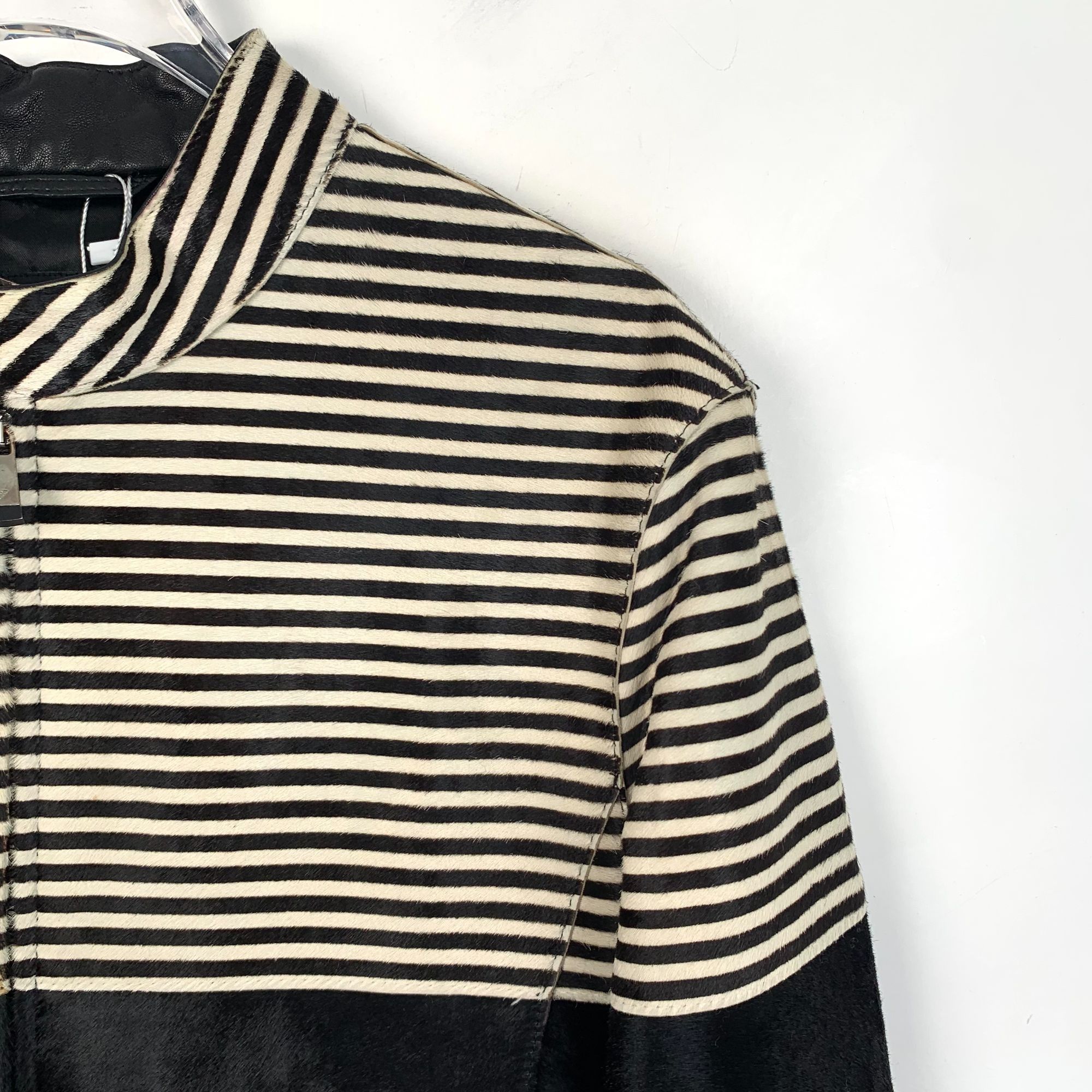 Emporio Armani Q11591 Emporio Armani Black & White Striped Jacket Size US S / EU 44-46 / 1 - 3 Thumbnail