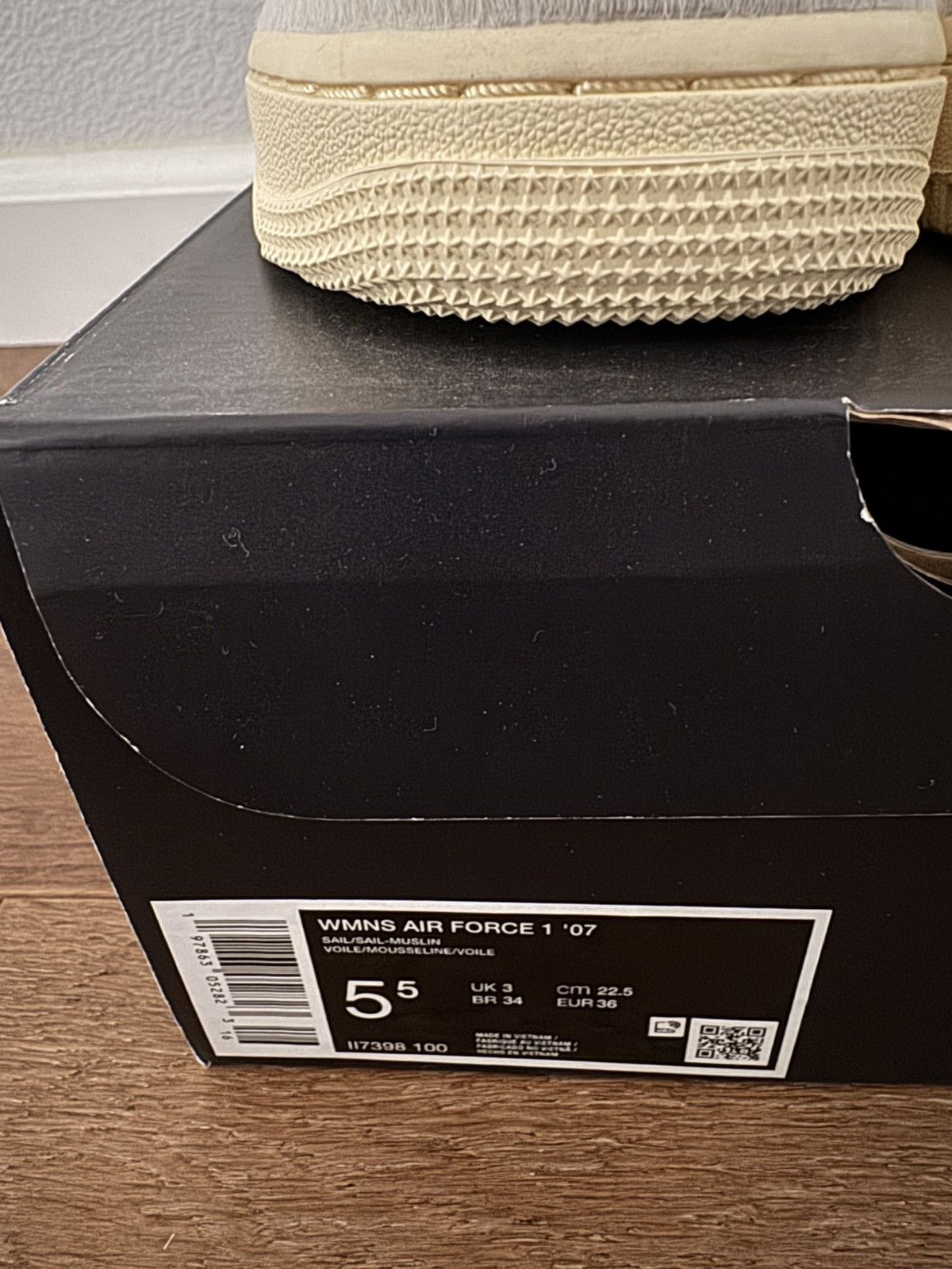 Nike Nike Air Force 1 07’ wmns Size US 5.5 / IT 35.5 - 7 Thumbnail