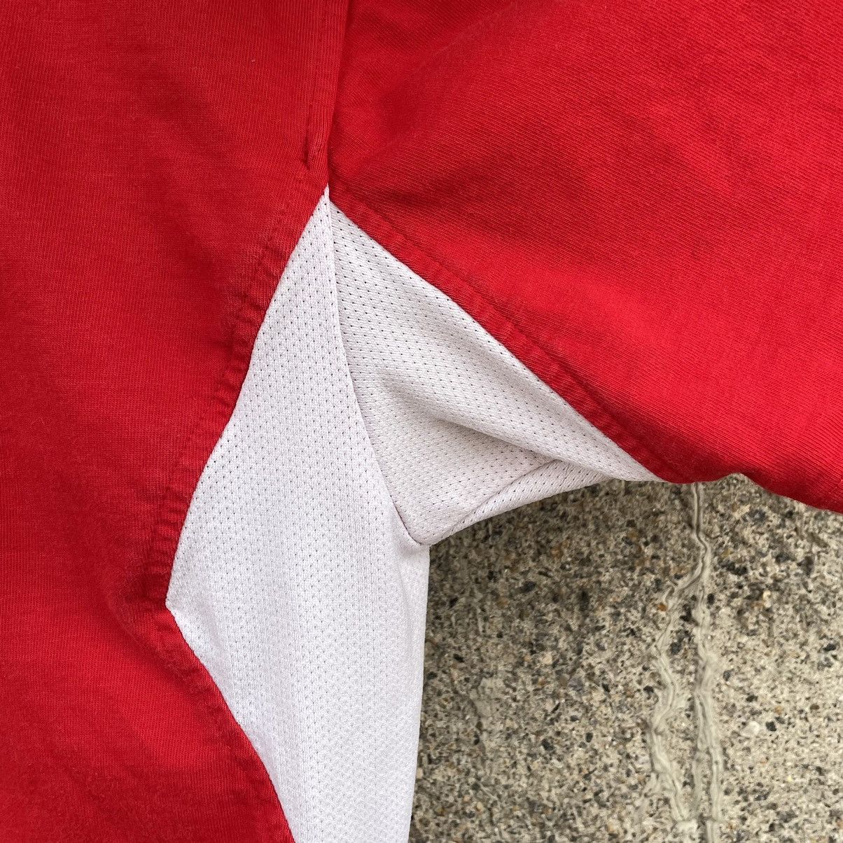 20471120 × Grailed × Hypebeast Vintage T-shirts British Lions Polo Rugby Big Logo Y2K 90s Size US XL / EU 56 / 4 - 14 Thumbnail