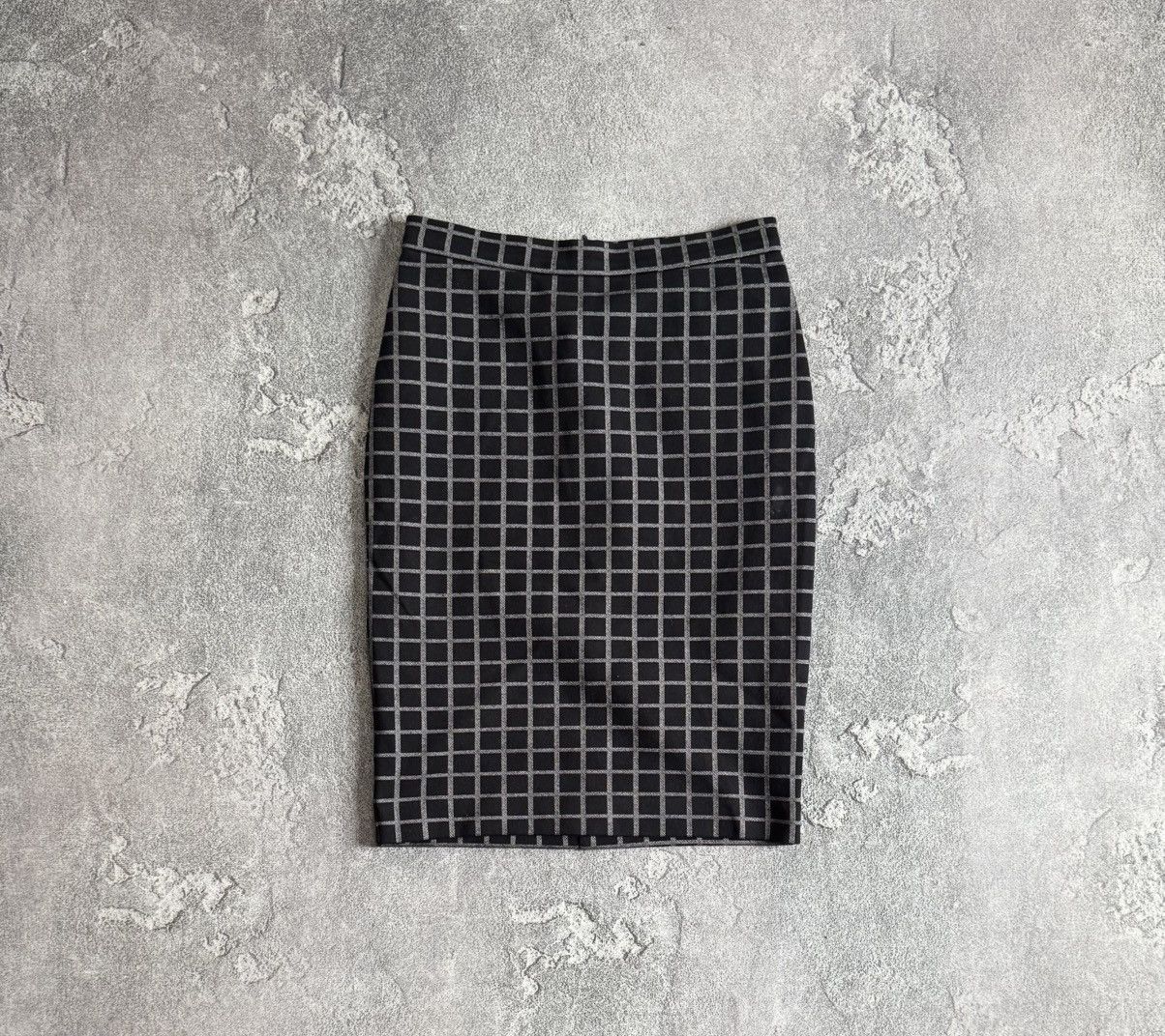 Weekend Max Mara Weekend Max Mara S Chekered skirt pencil Size 26" / US 2 / IT 38 - 4 Thumbnail