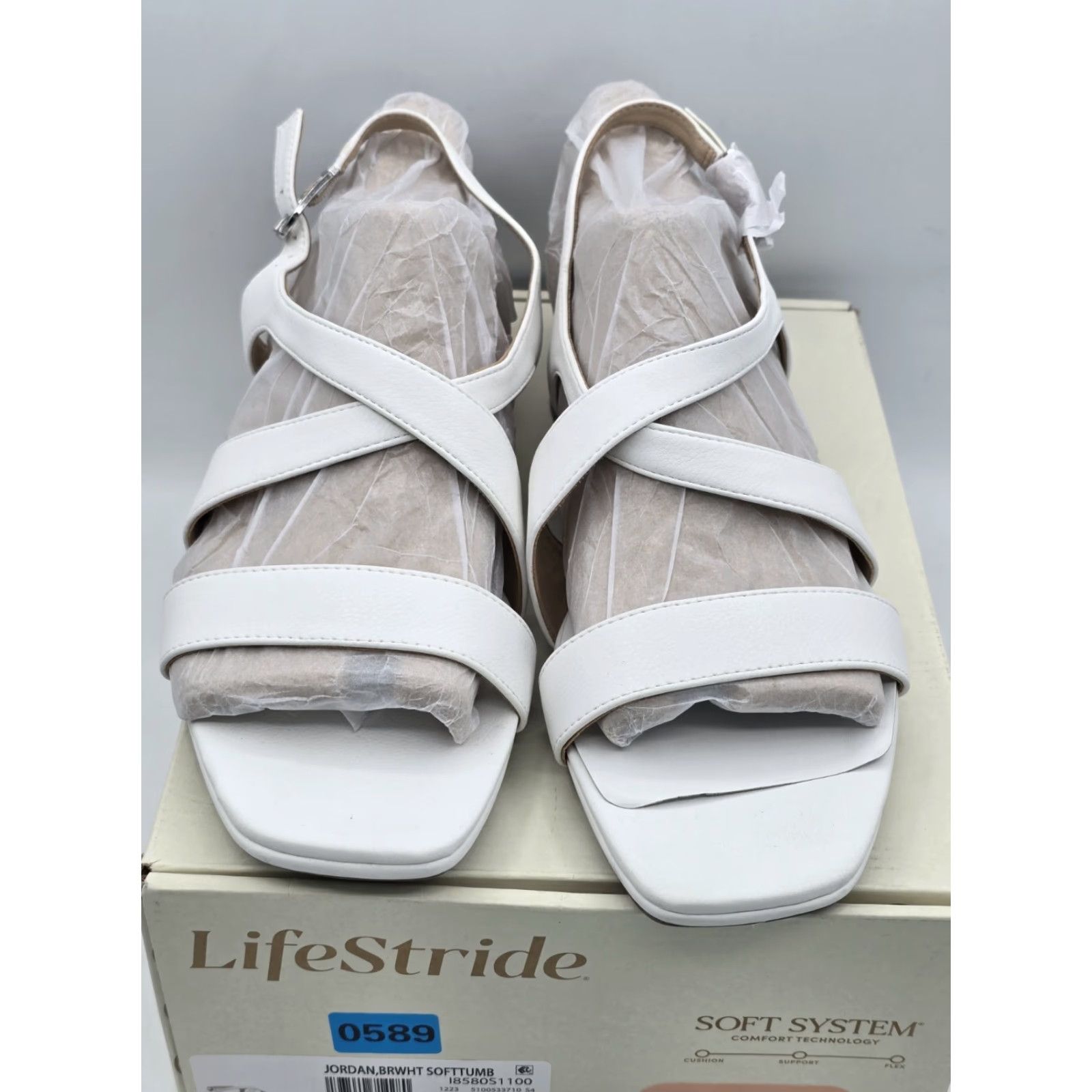 Vintage LifeStride Women's Jordan Strappy Heeled Sandals White Size 6.5 Size US 4 / IT 34 - 3 Thumbnail